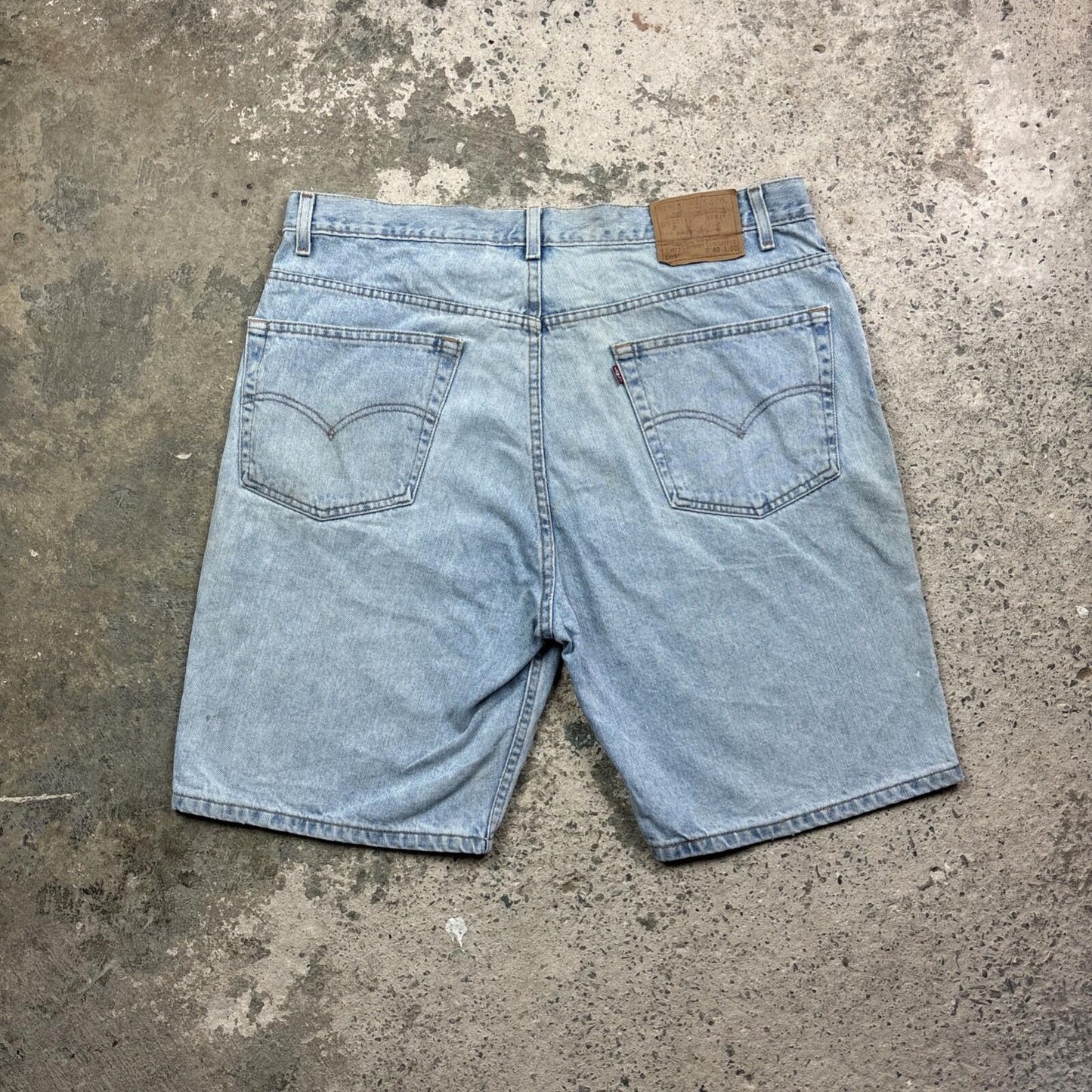 Light Blue Denim Levi’s 505 Relaxed Fit Jean Shorts | 40"