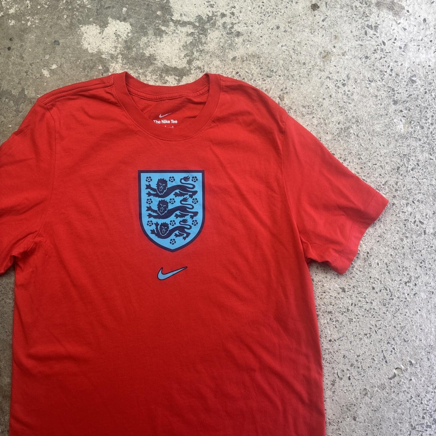 Red Nike England Football Print T-Shirt | Size: L