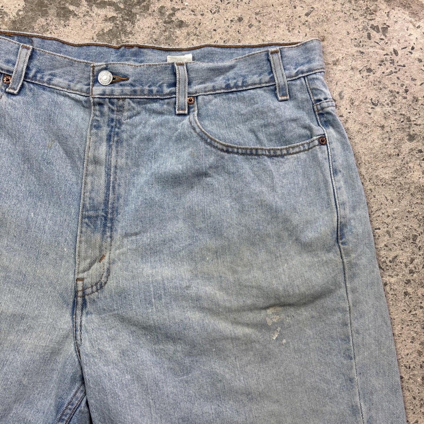 Light Blue Denim Levi’s 505 Relaxed Fit Jean Shorts | 40"