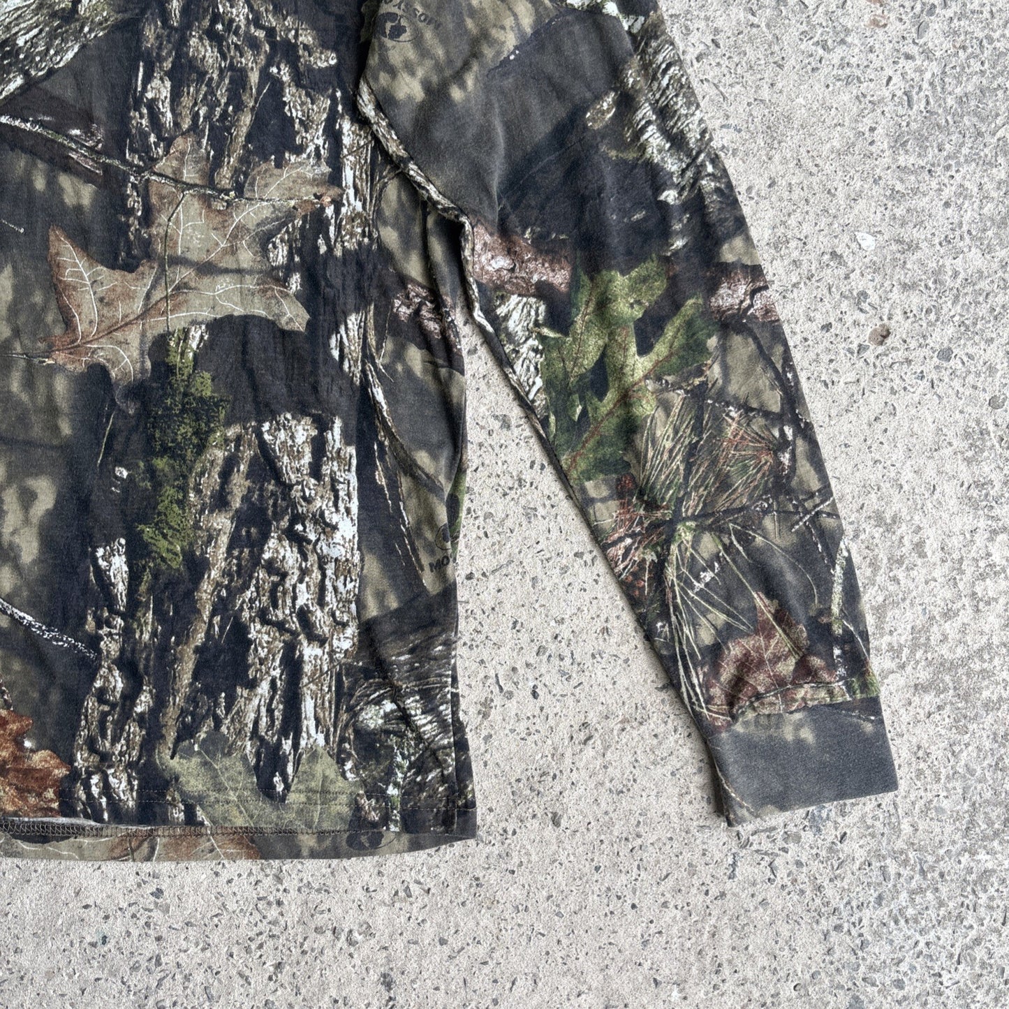 Real Tree Camouflage Mossy Oak Long Sleeve T-shirt | Size XL