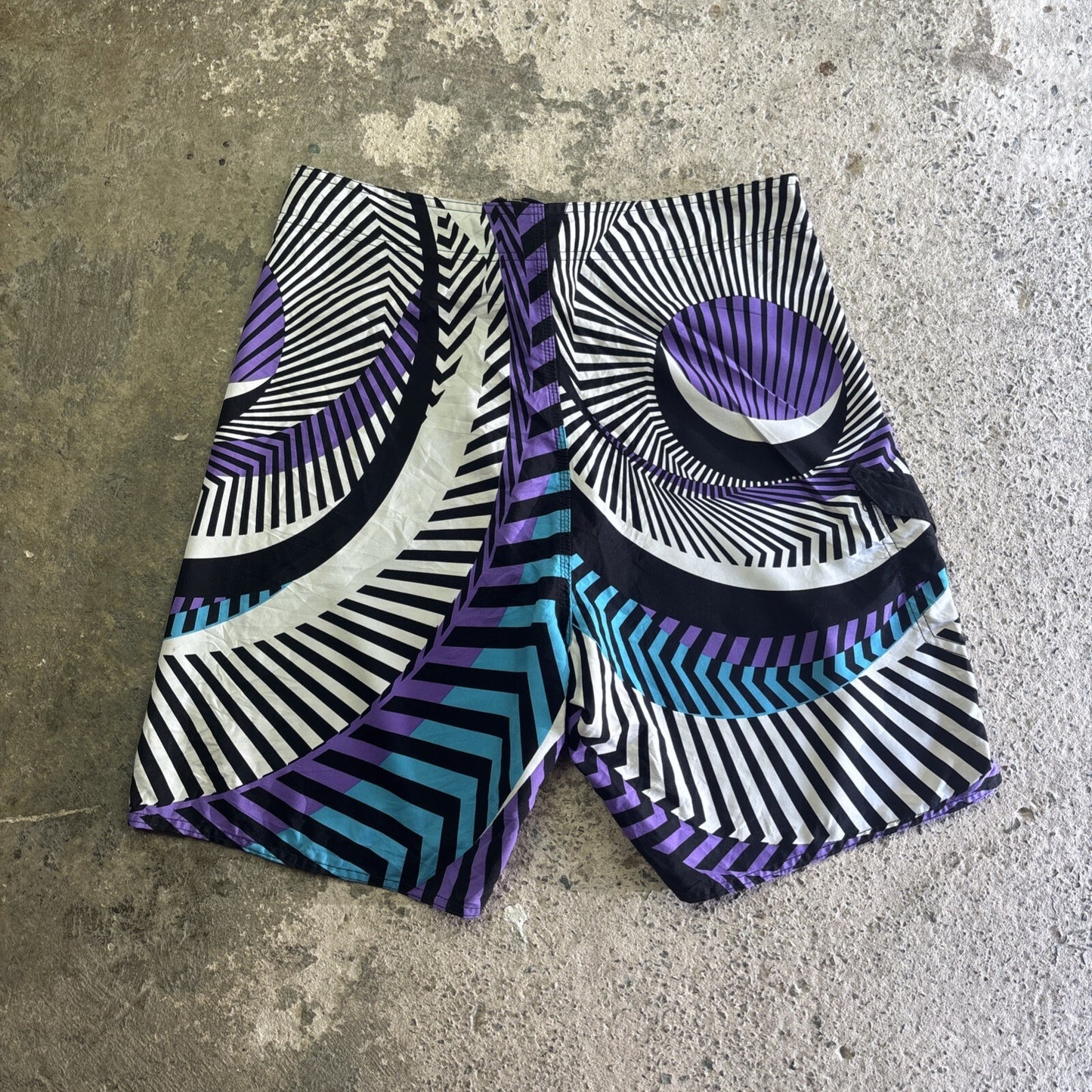 White & Purple Patterned Maui & Sons Board Shorts | W36”