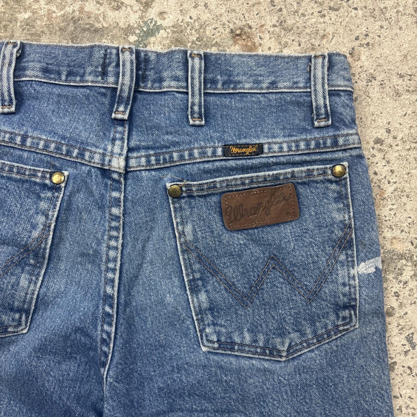 Blue Denim Wrangler Capri Women’s Jeans | W28"