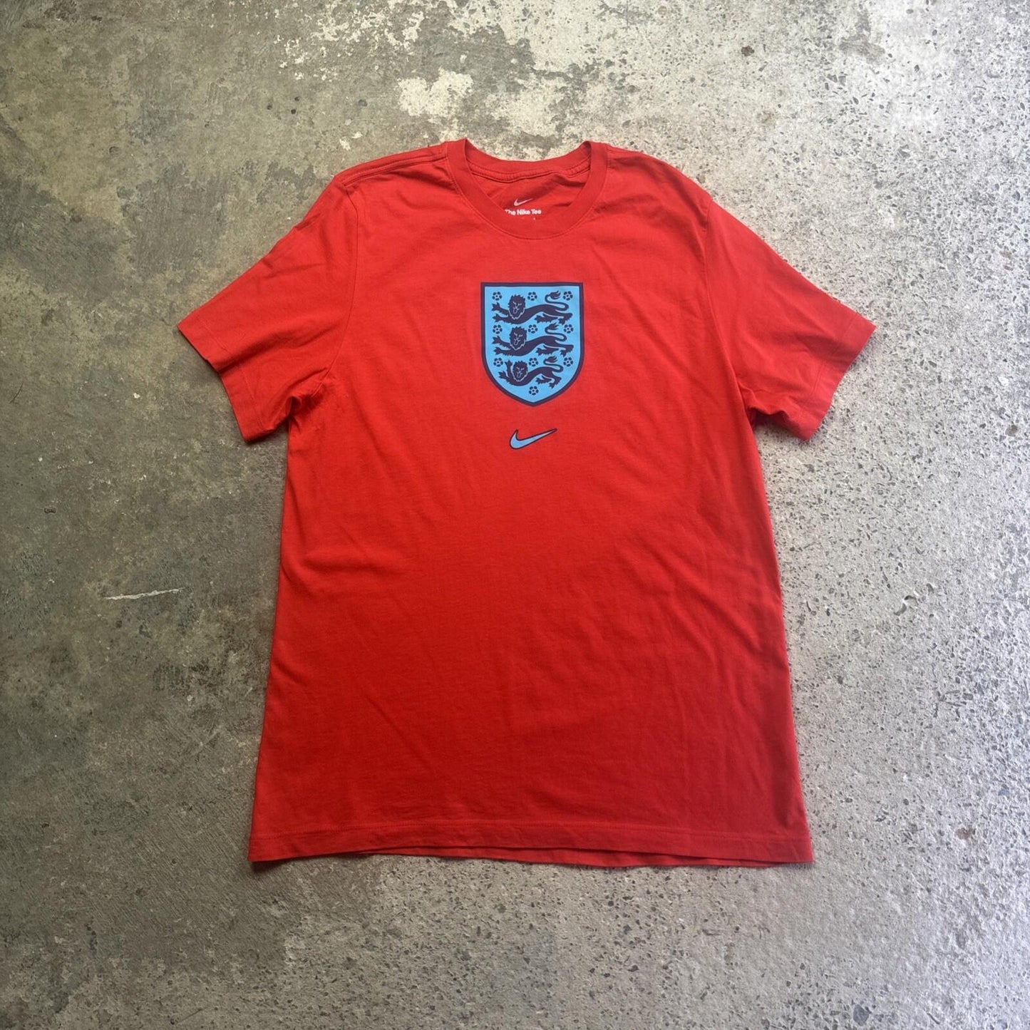 Red Nike England Football Print T-Shirt | Size: L