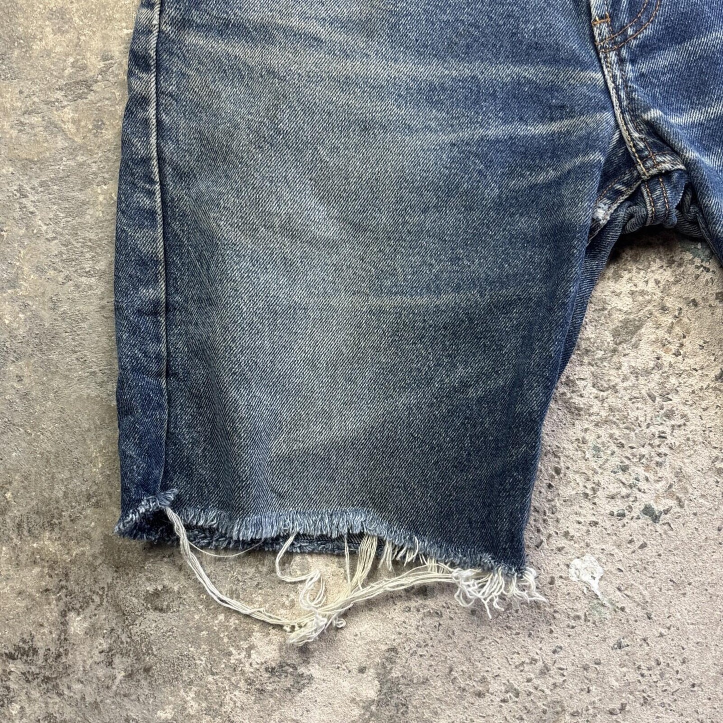 Blue Denim Cut Off Levi’s Jean Shorts | W31"