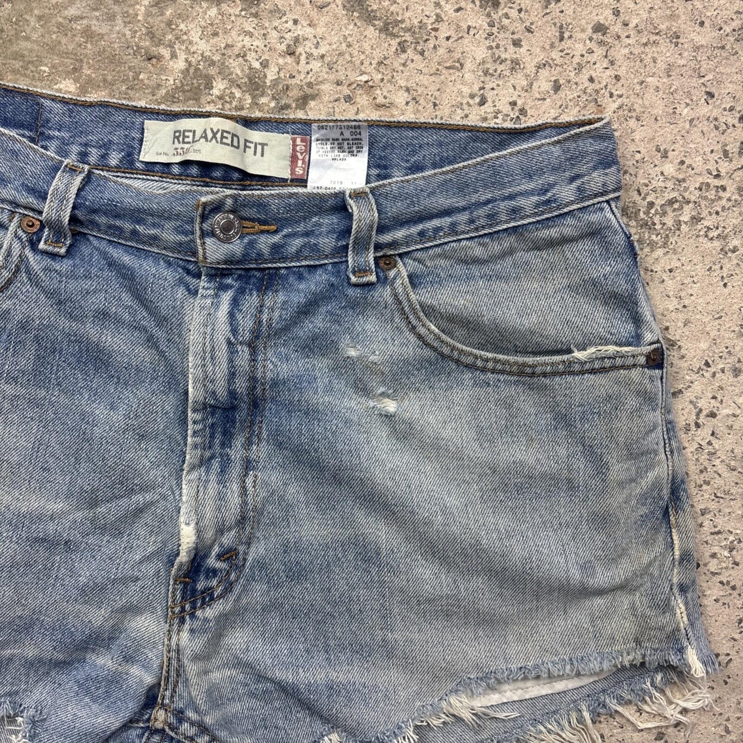 Blue Denim Levi’s Women’s  Cut Off Shorts | W36"