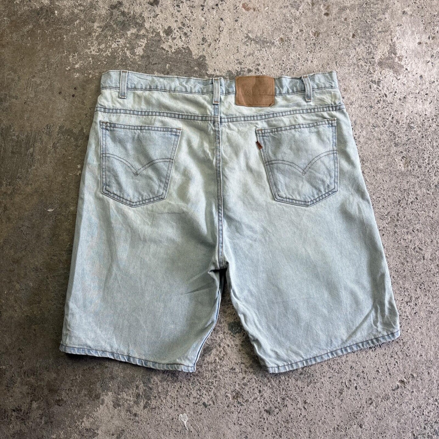 Light Blue Levi’s Denim Jean Shorts | W40
