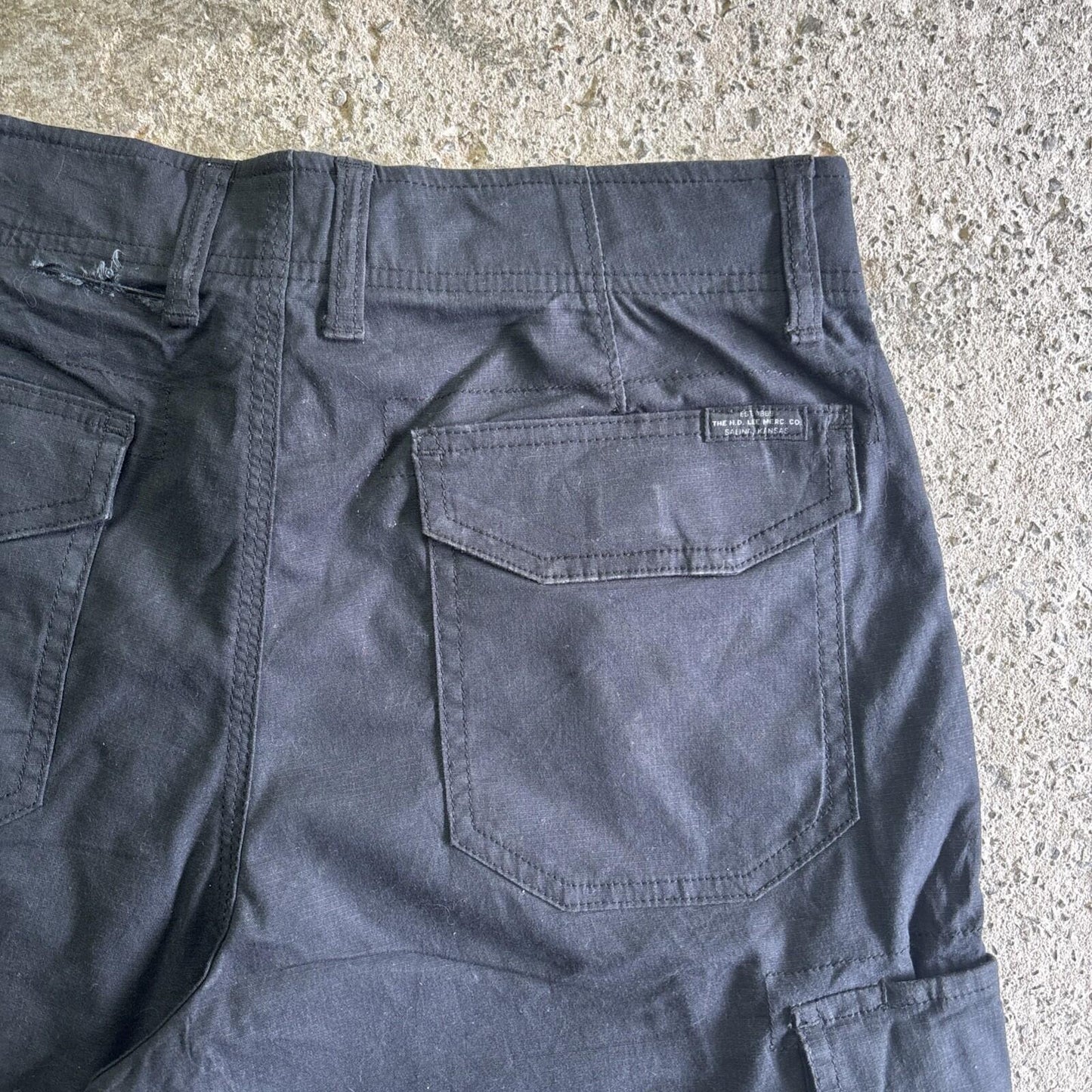 Black Lee Textured Cargo Shorts | W32"