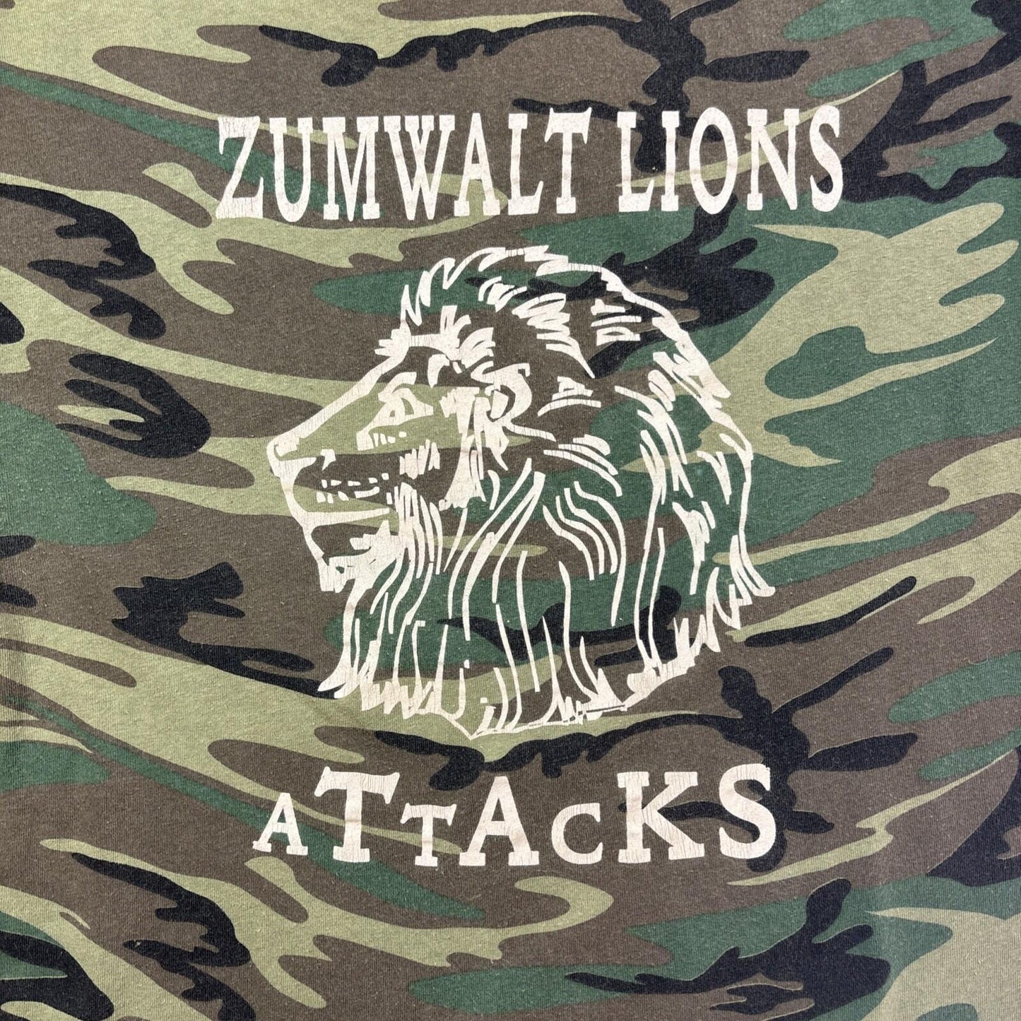 Vintage Camoflauge Single Stitch Graphic T-shirt | Size: XL