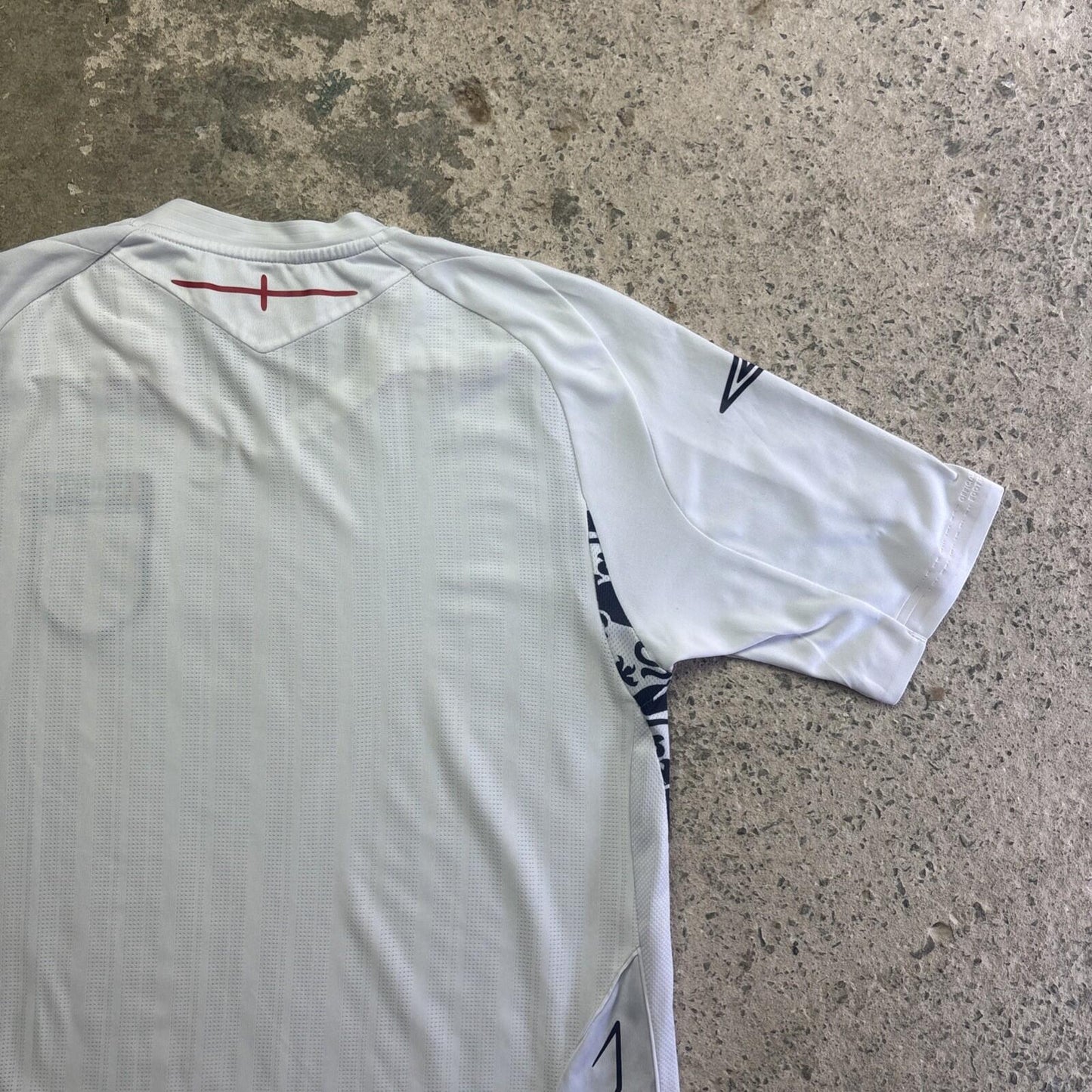White England Umbro 2007/09 Football Home Shirt | Size S
