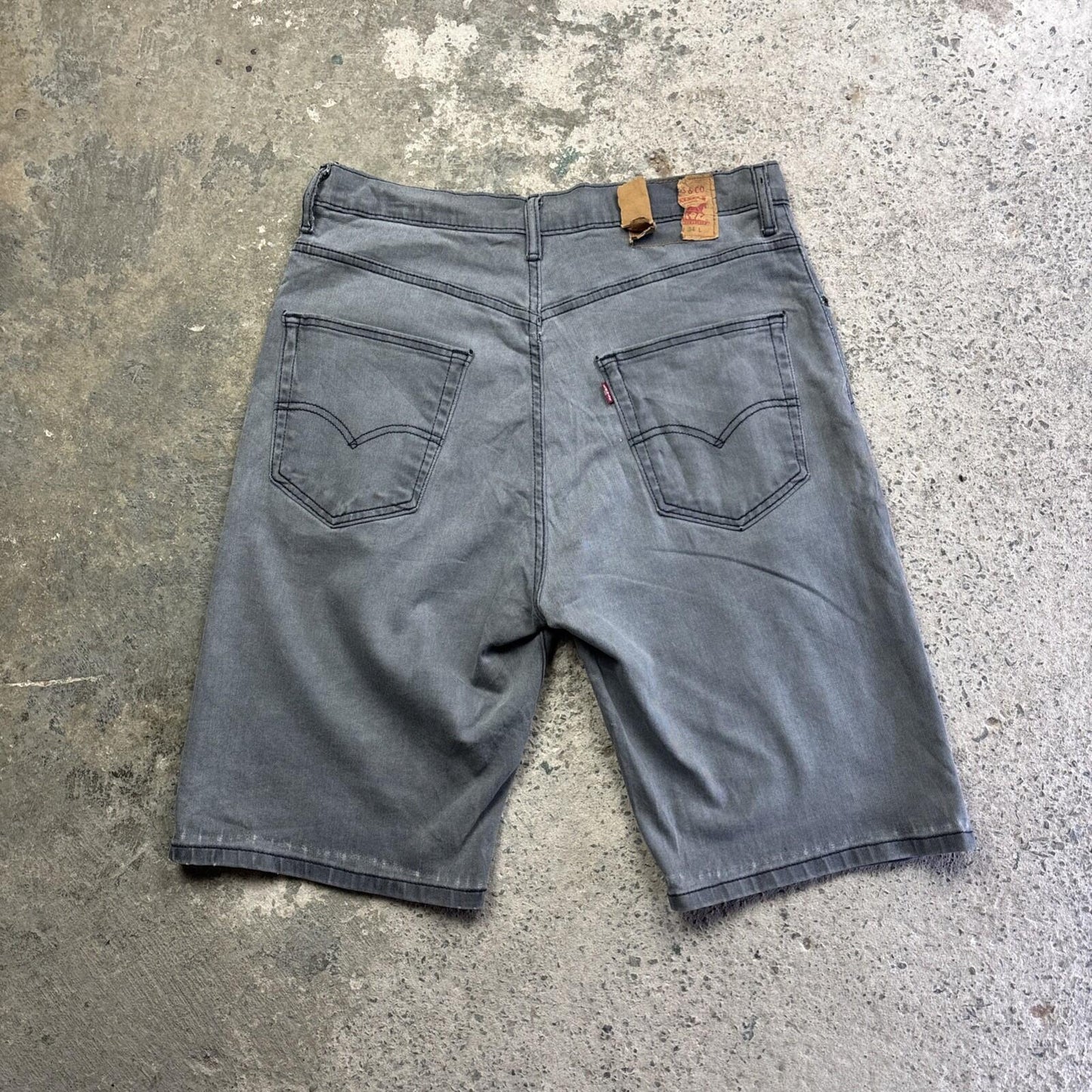 Grey Levi’s 569 Denim Jean Shorts | W34"