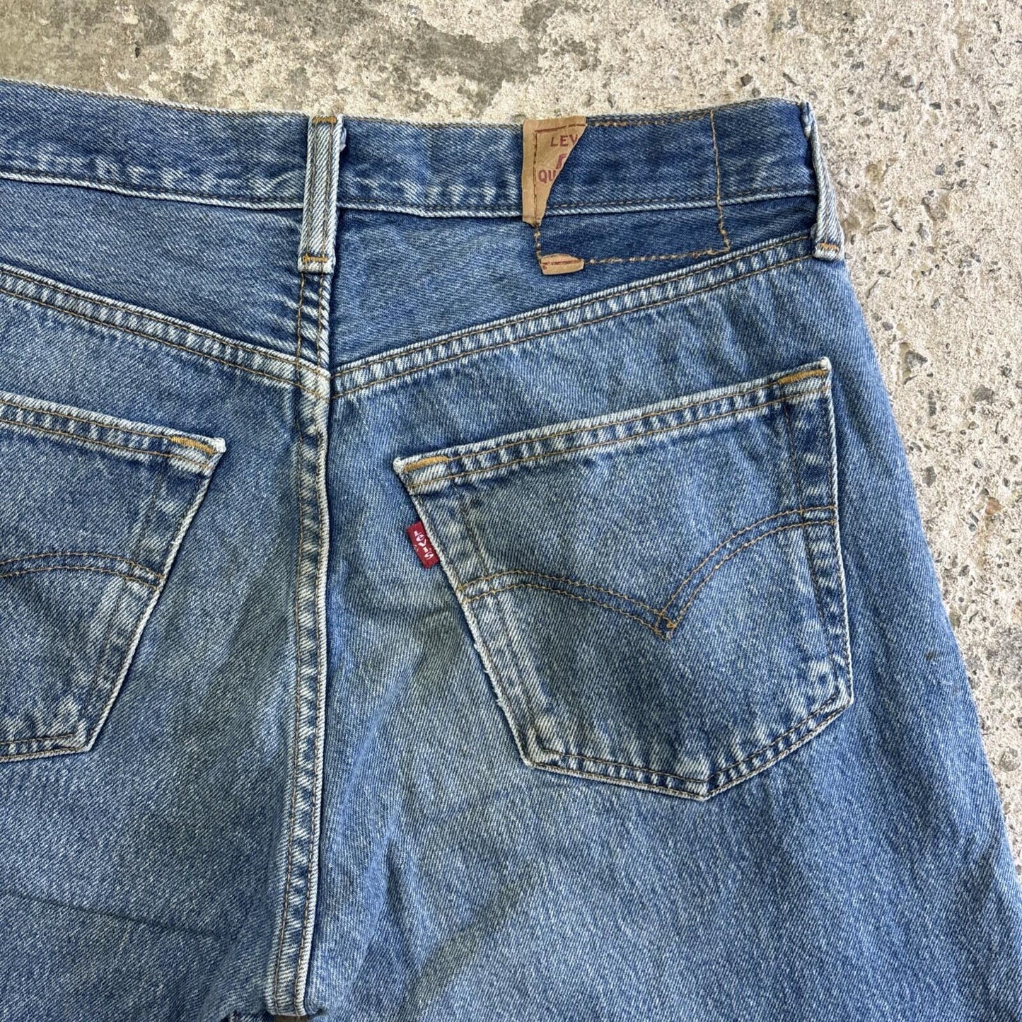 Blue Denim Levi’s Cut Off Jean Shorts | 31"