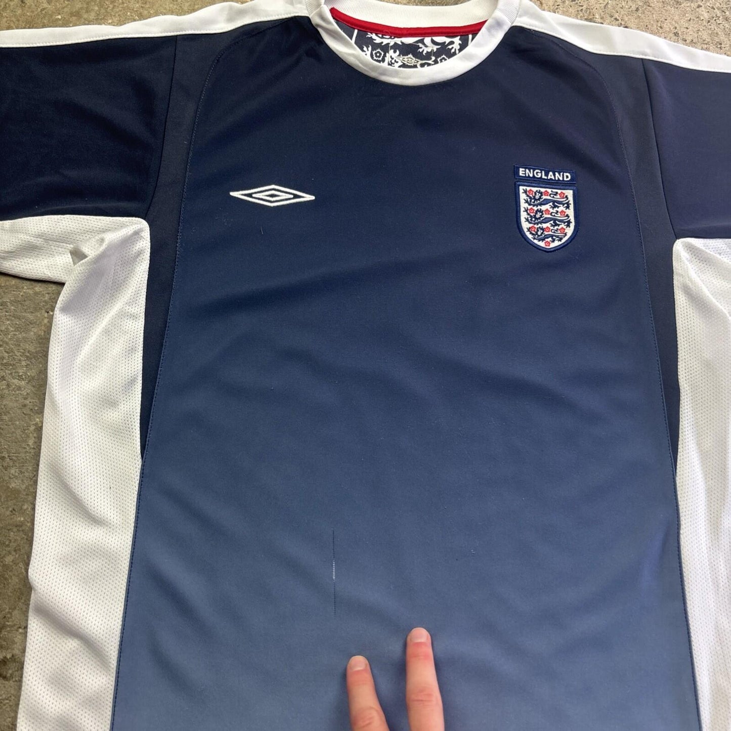 Navy & White Gradient England Umbro Football Training Shirt | Size: S