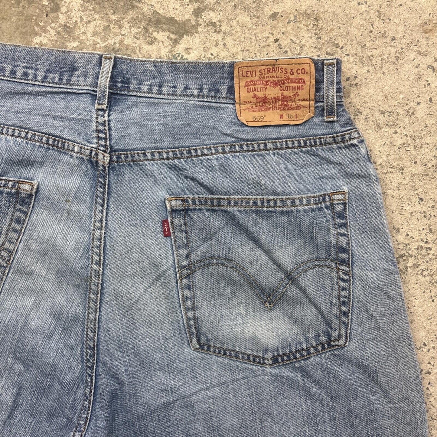 Blue Denim Levi’s 569 Jean Shorts | W36"
