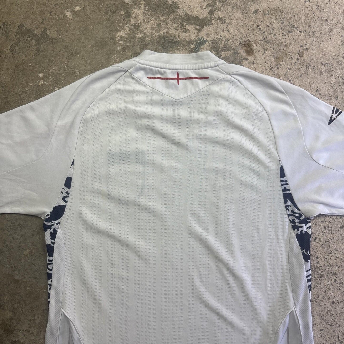 White Umbro England 2007/09 Football Home Shirt | Size: S