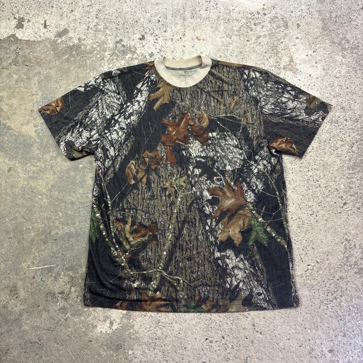 Real Tree Camouflage Mossy Oak T-Shirt | Size: XL