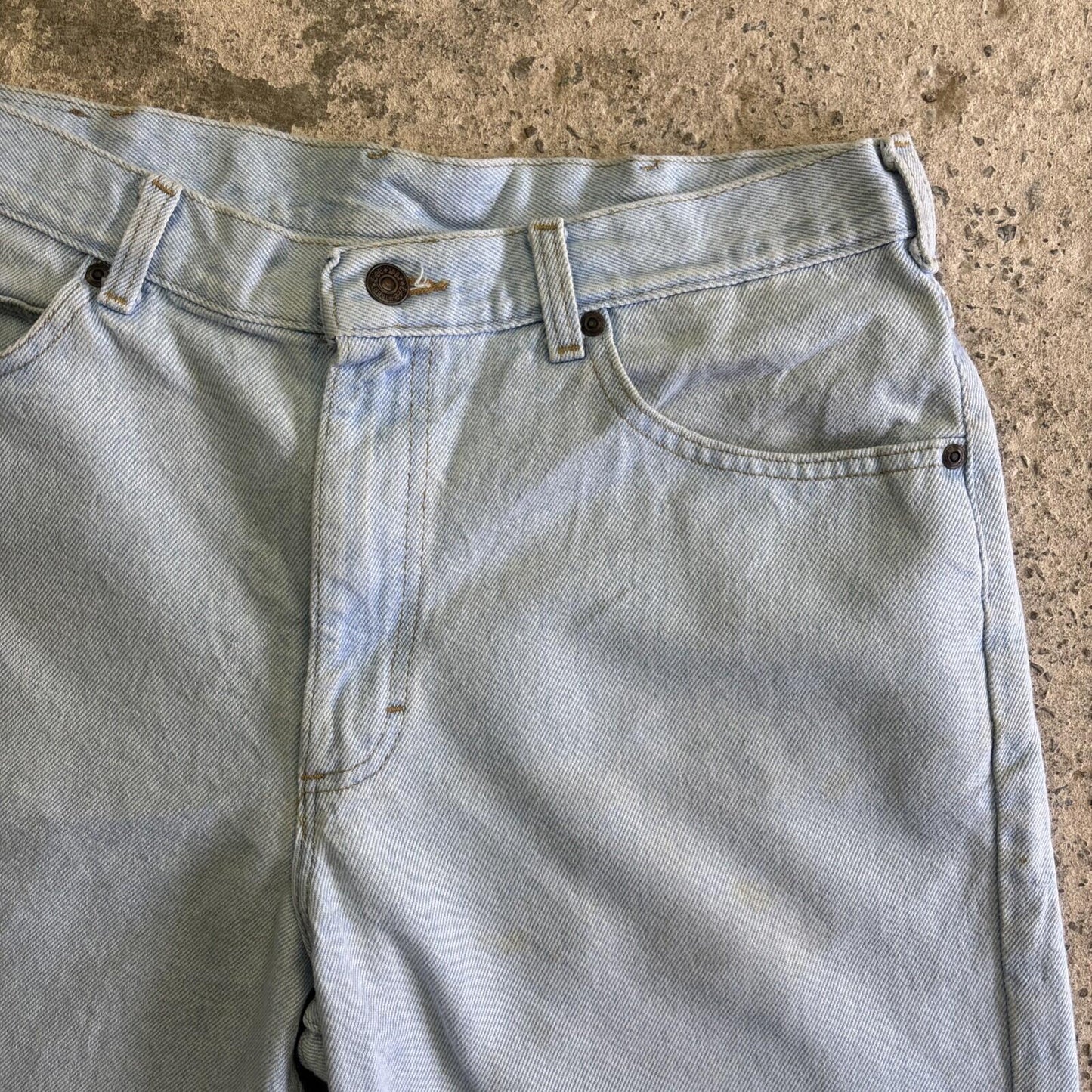 Light Blue Lee Denim Jean Shorts w/ Relaxed fit | W36
