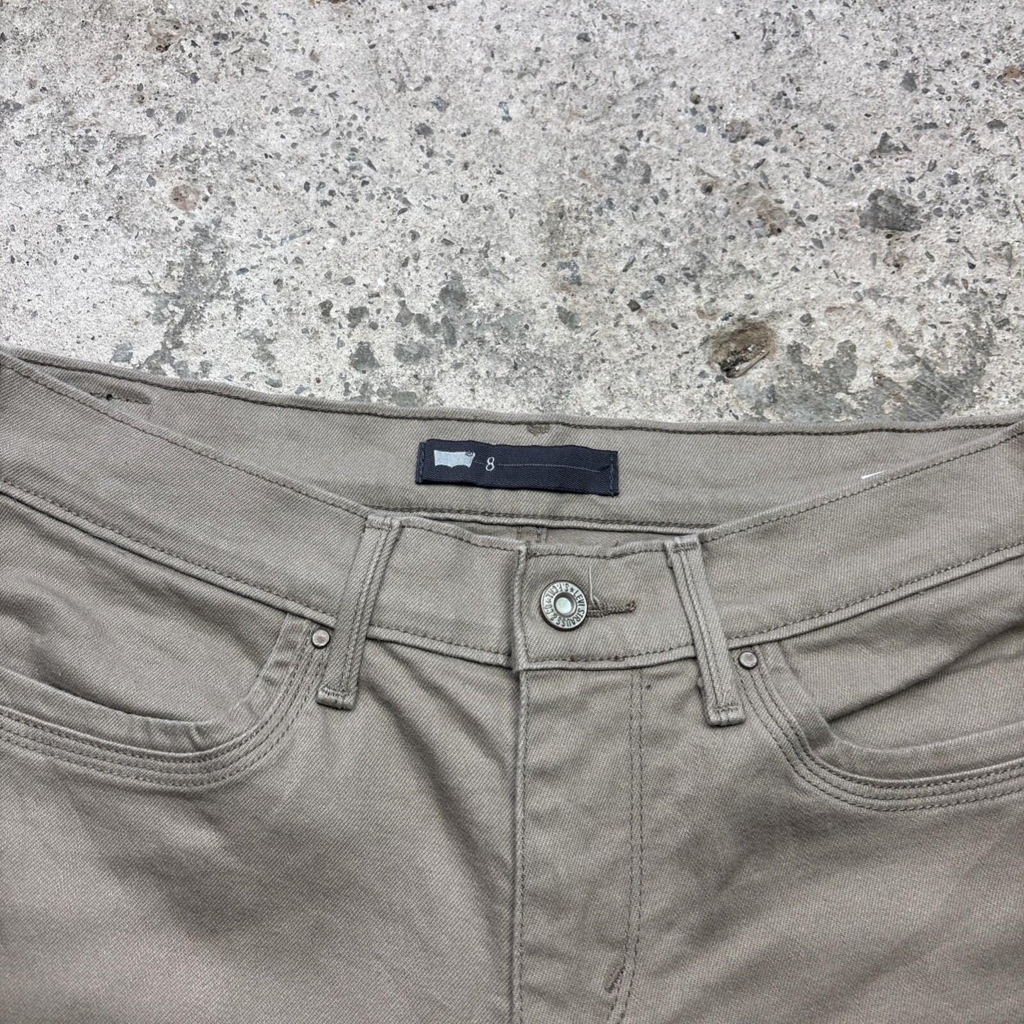 Brown Silver Tab Levi’s Women’s Capri Shorts | W29 / size 8