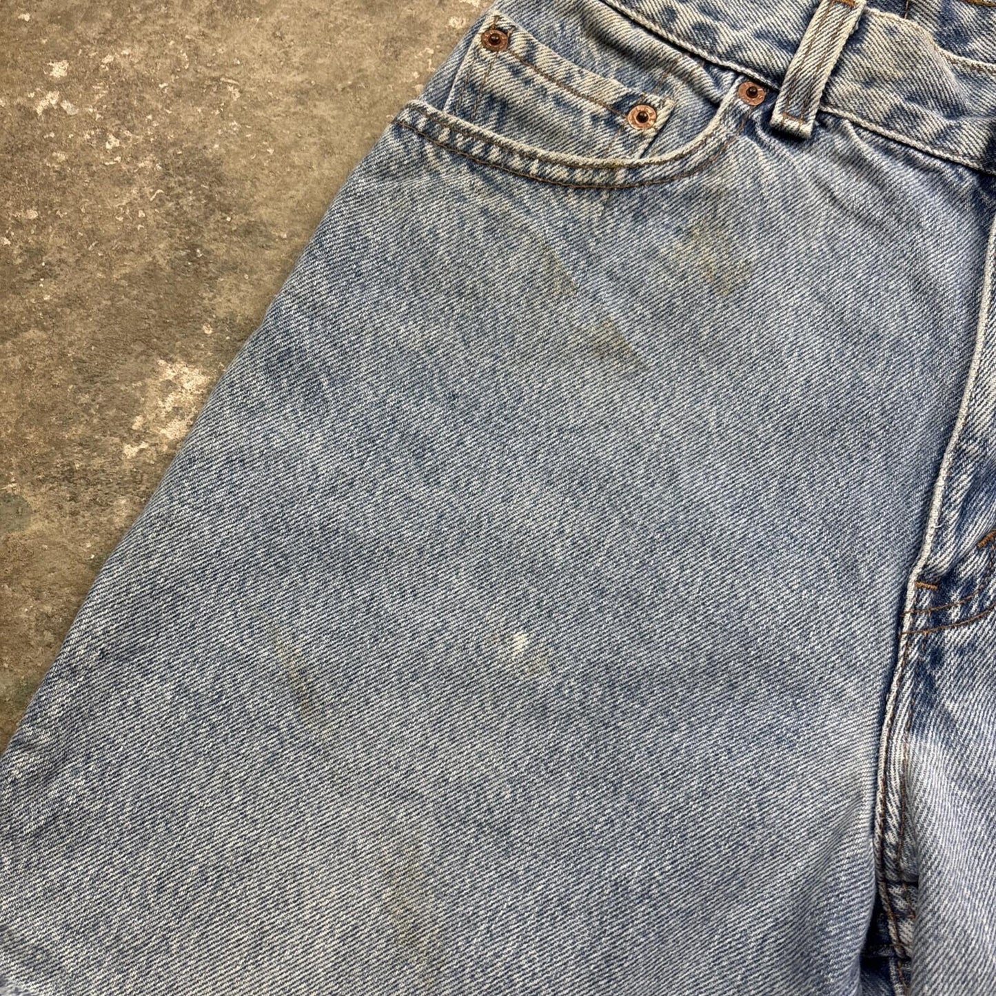 Blue Levis 550 Made in USA Cut Denim Women’s Jean Shorts | W26" / Size 8