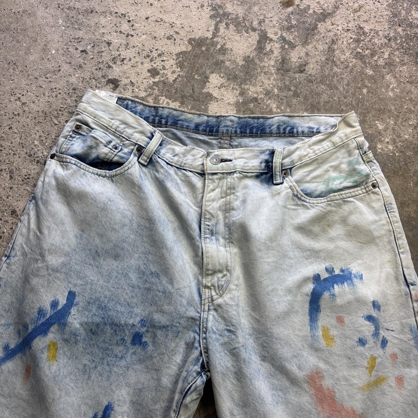 Distressed Denim 569 Levi’s Jorts Shorts - W36