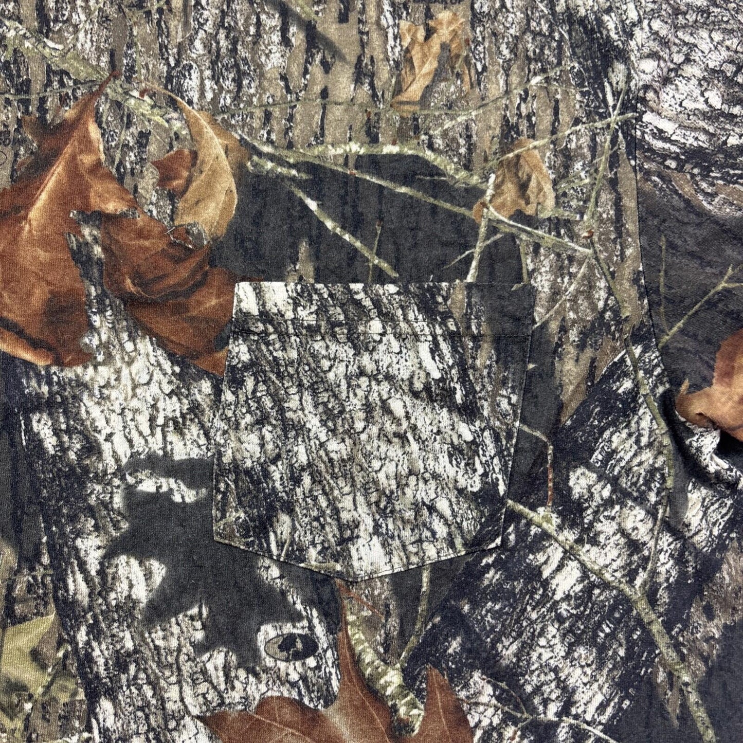 Real Tree Camouflage Mossy Oak T-Shirt | Size: XL