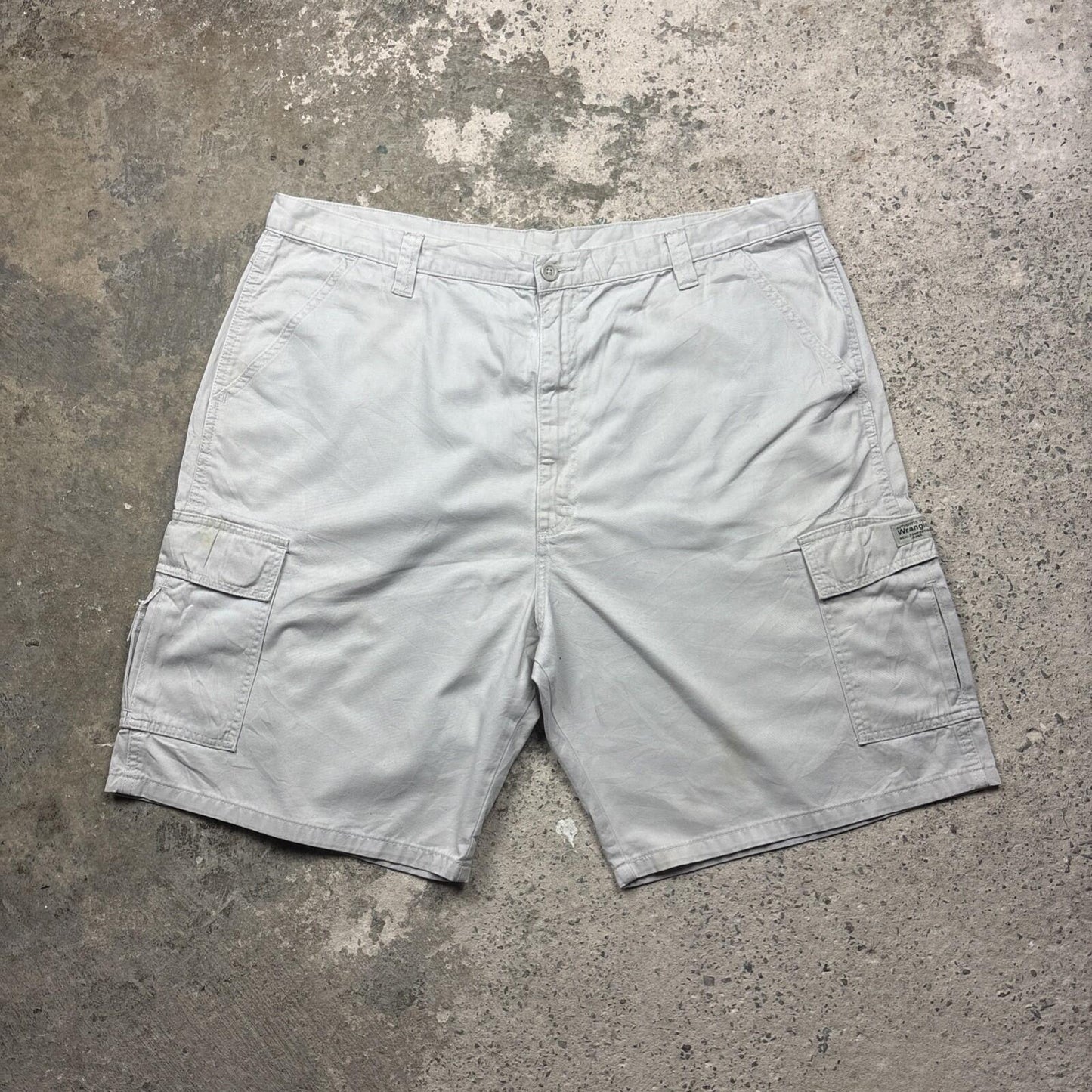 Cream Wrangler Cotton Cargo Shorts | W40"
