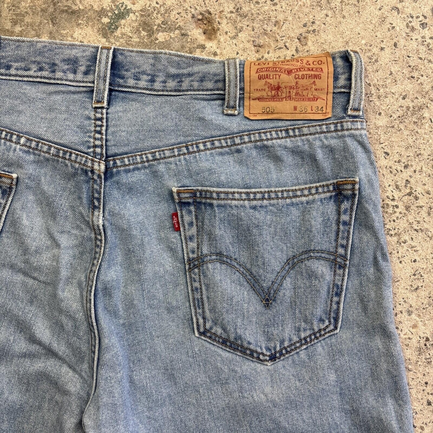 Blue Levi’s Denim Cut Off Jean Shorts In Regular Fit | W36"