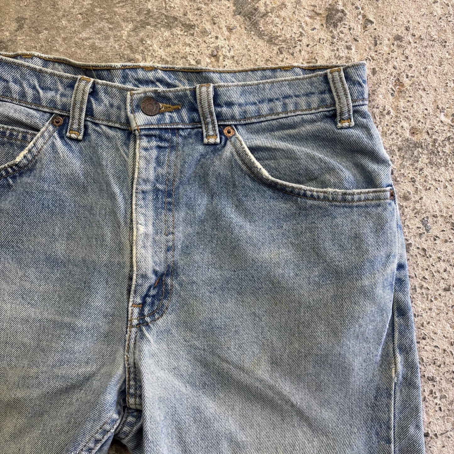 Light Blue Levi’s 631 Cut Off Denim Jean Shorts | W32