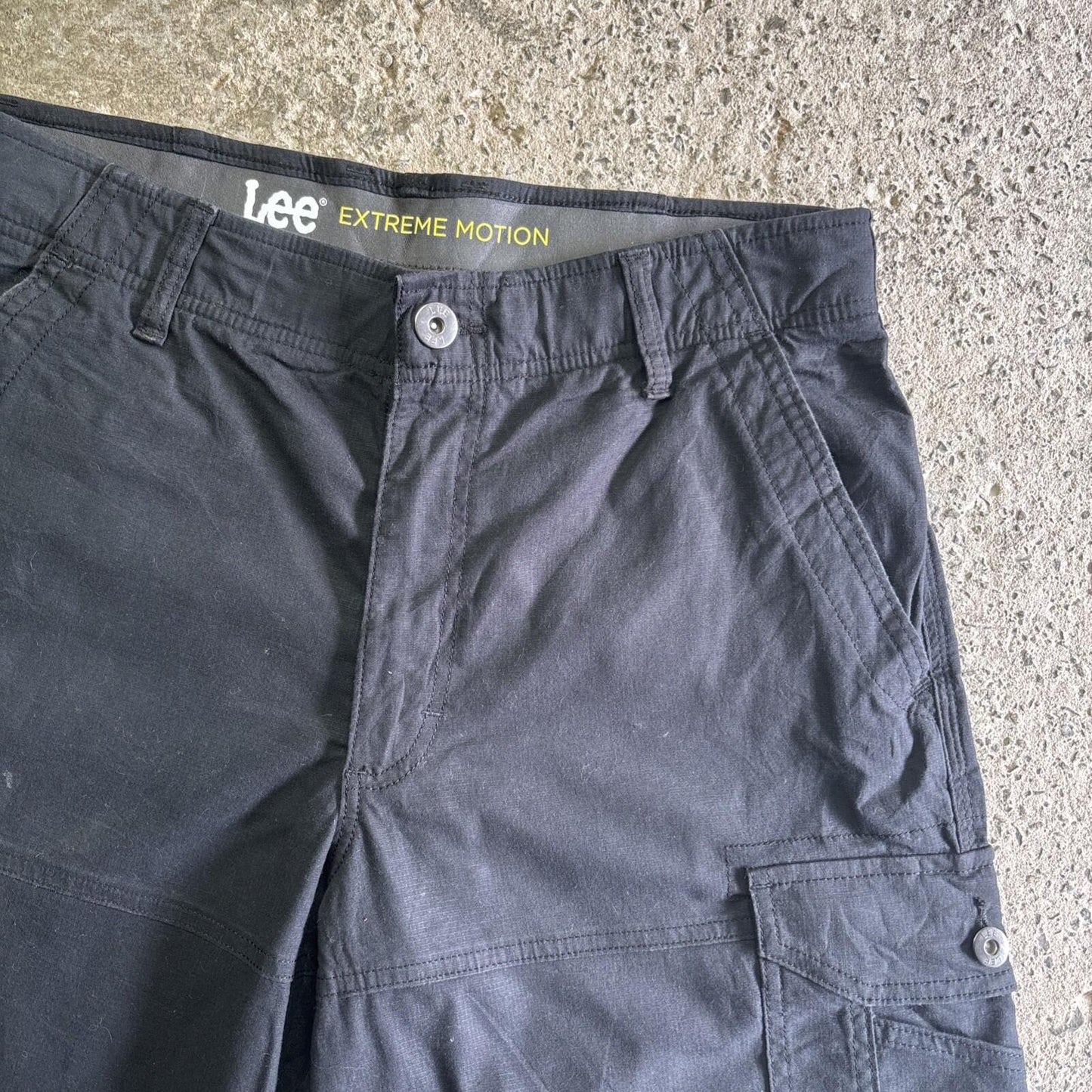 Black Lee Textured Cargo Shorts | W32"