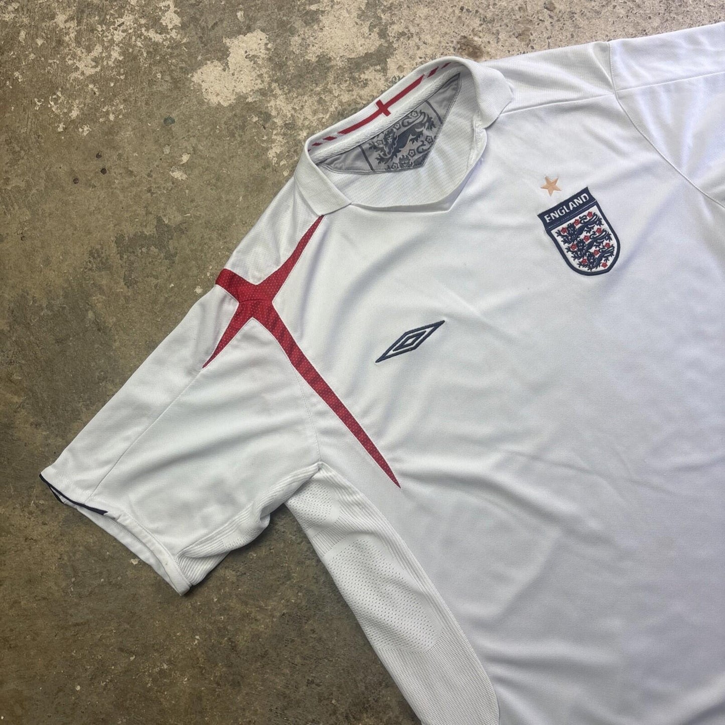 White Umbro 2005/07  England Football Home Shirt | Size L