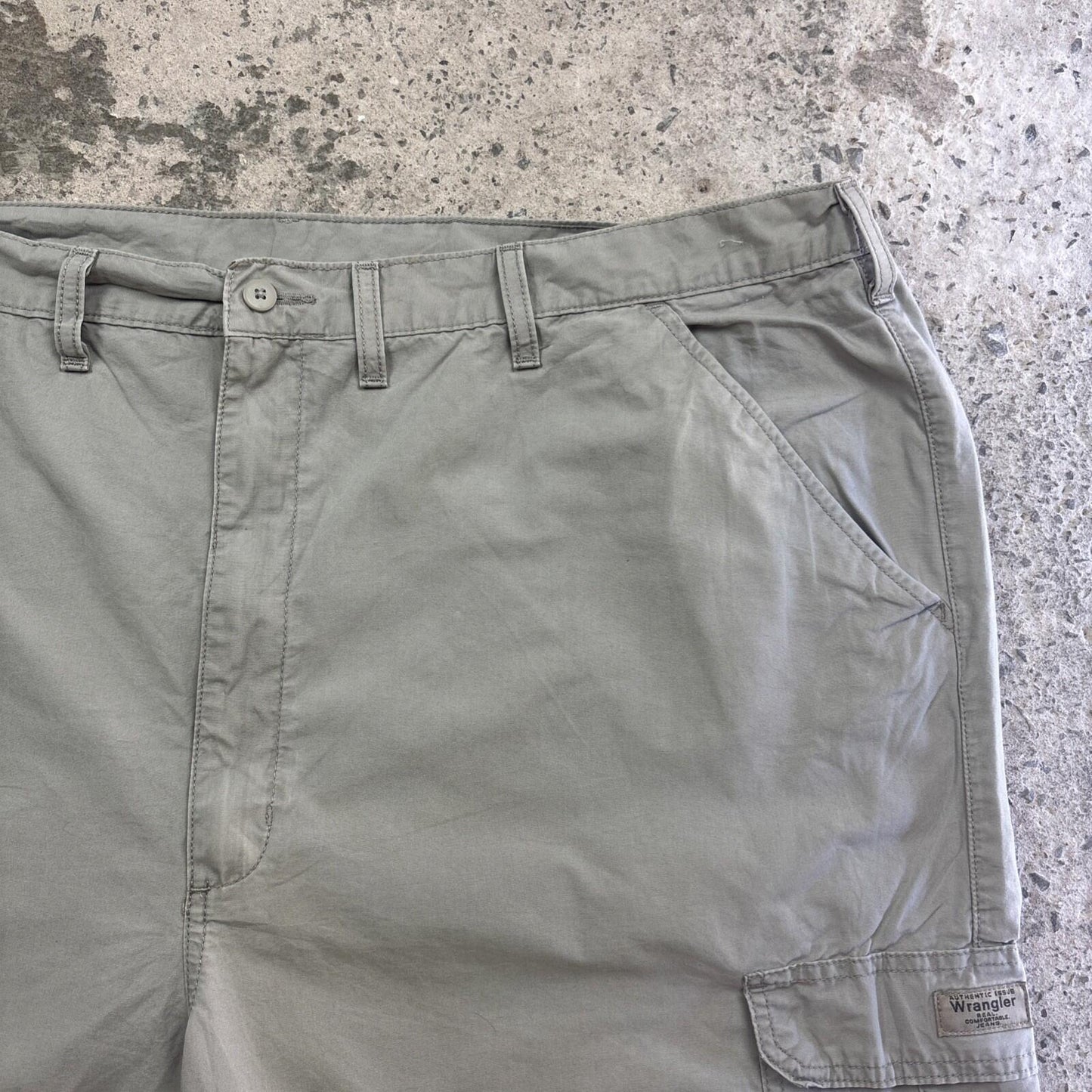Khaki Green Wrangler Cargo Shorts | W46"