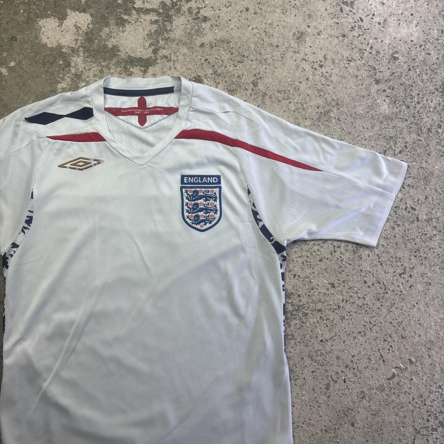 White Umbro England 2007/09 Football Home Shirt | Size: S