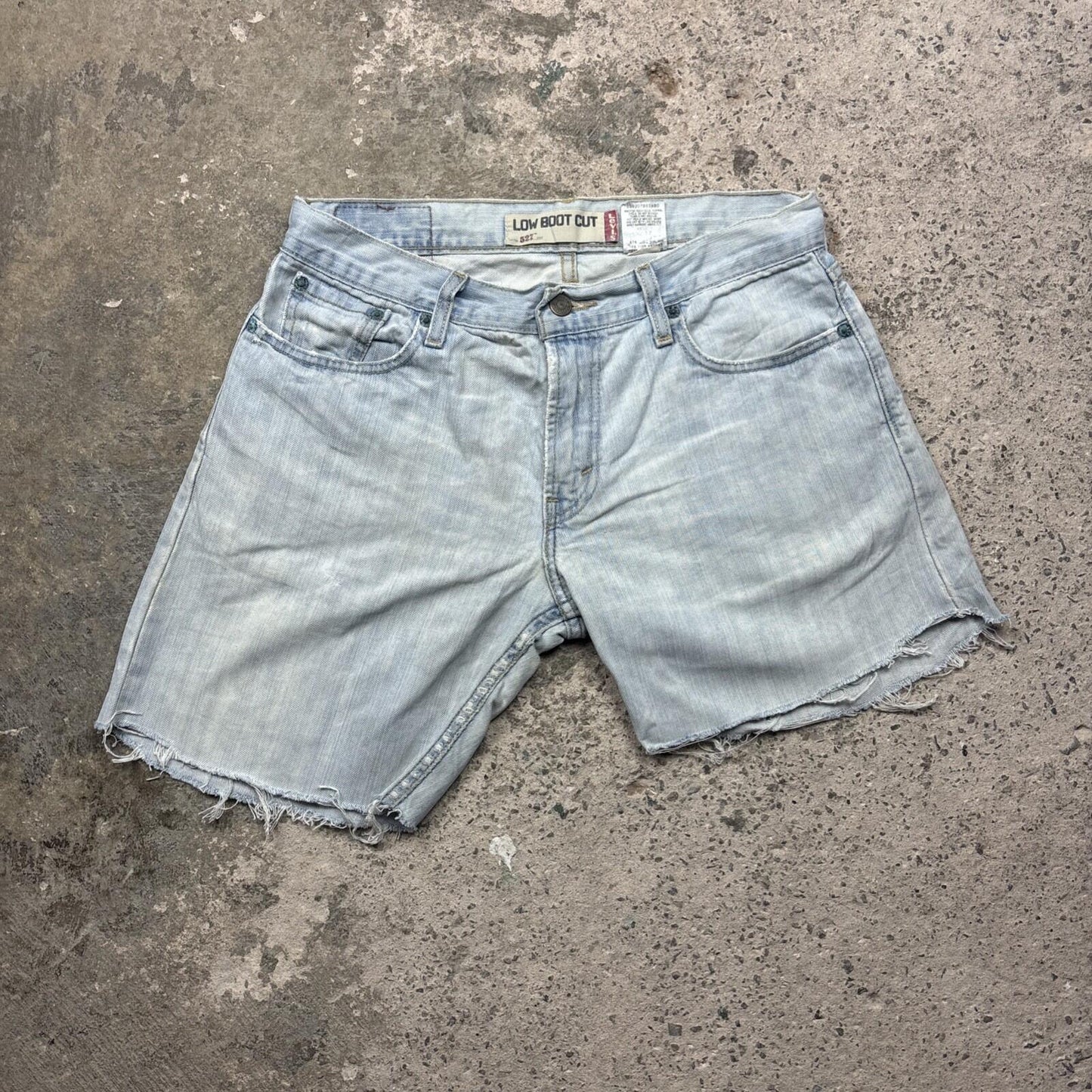 Light Blue Denim Levi’s 527 Cut Off Women’s Jean Shorts | W30