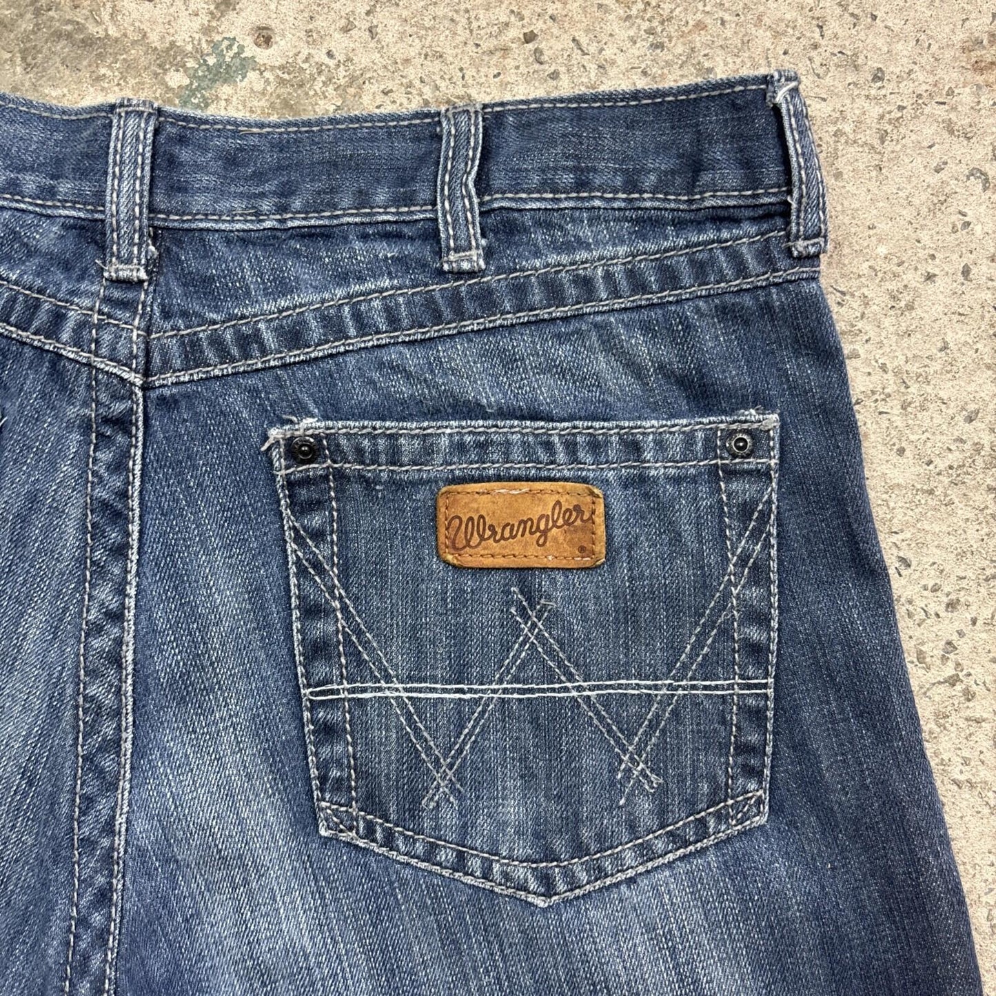 Textured Blue Denim Wrangler Cut Off Jean Shorts | W32"