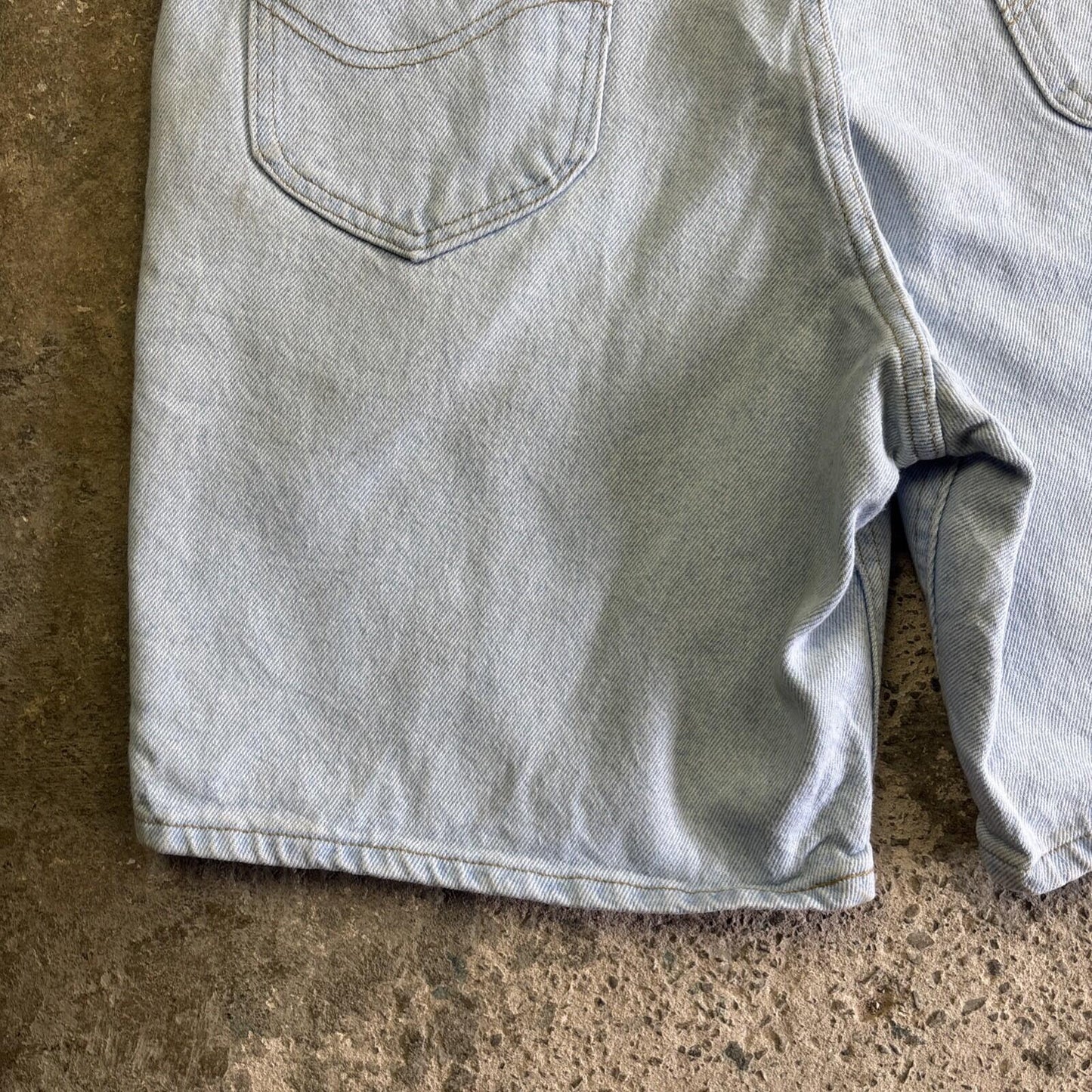 Light Blue Lee Denim Jean Shorts w/ Relaxed fit | W36