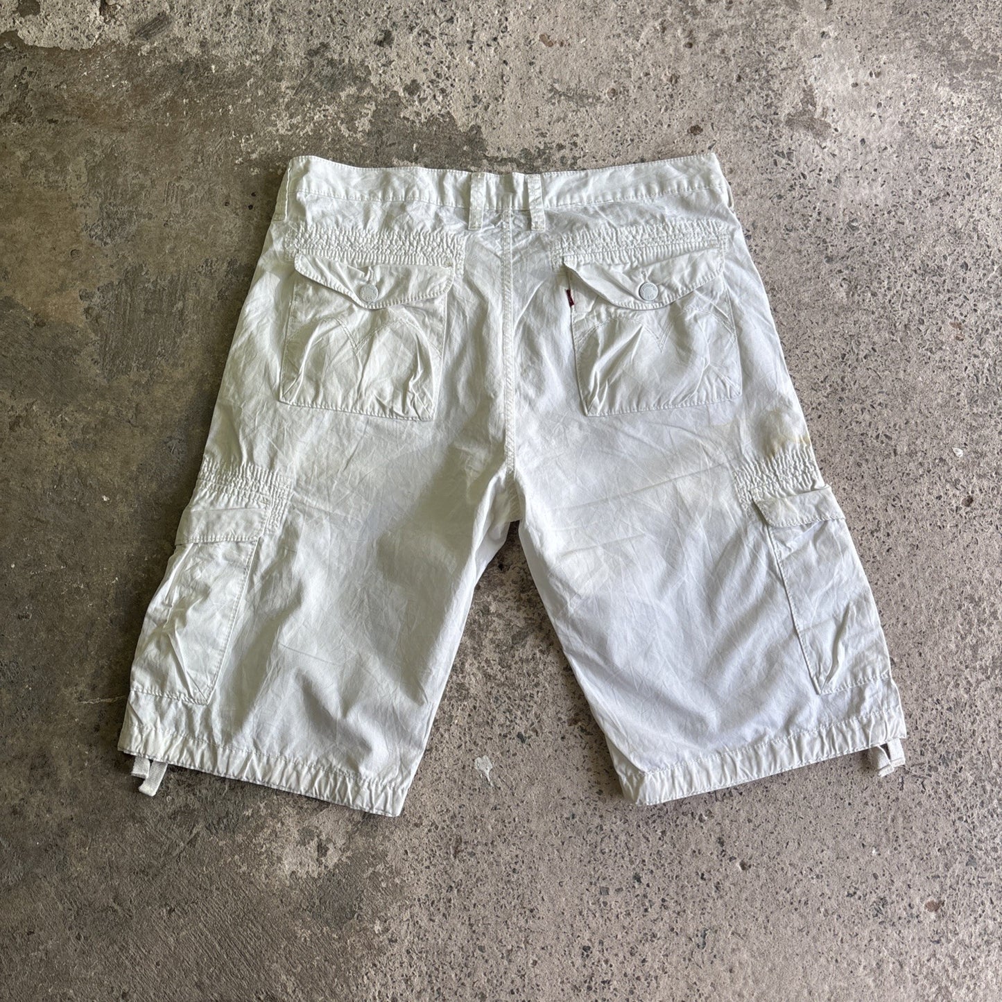 White Y2K Levis Cargo Shorts | W42"