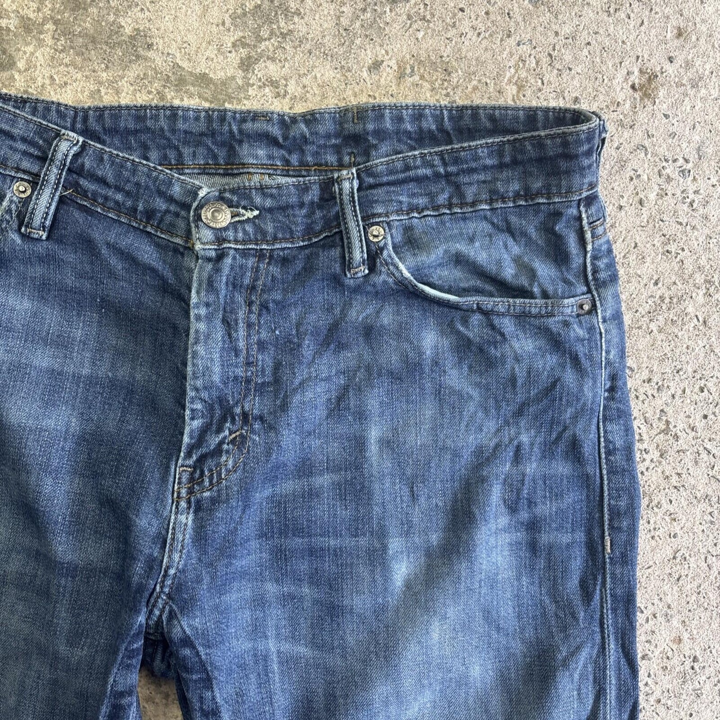 Blue Denim Cut Off Levi’s Jean Shorts | W33"