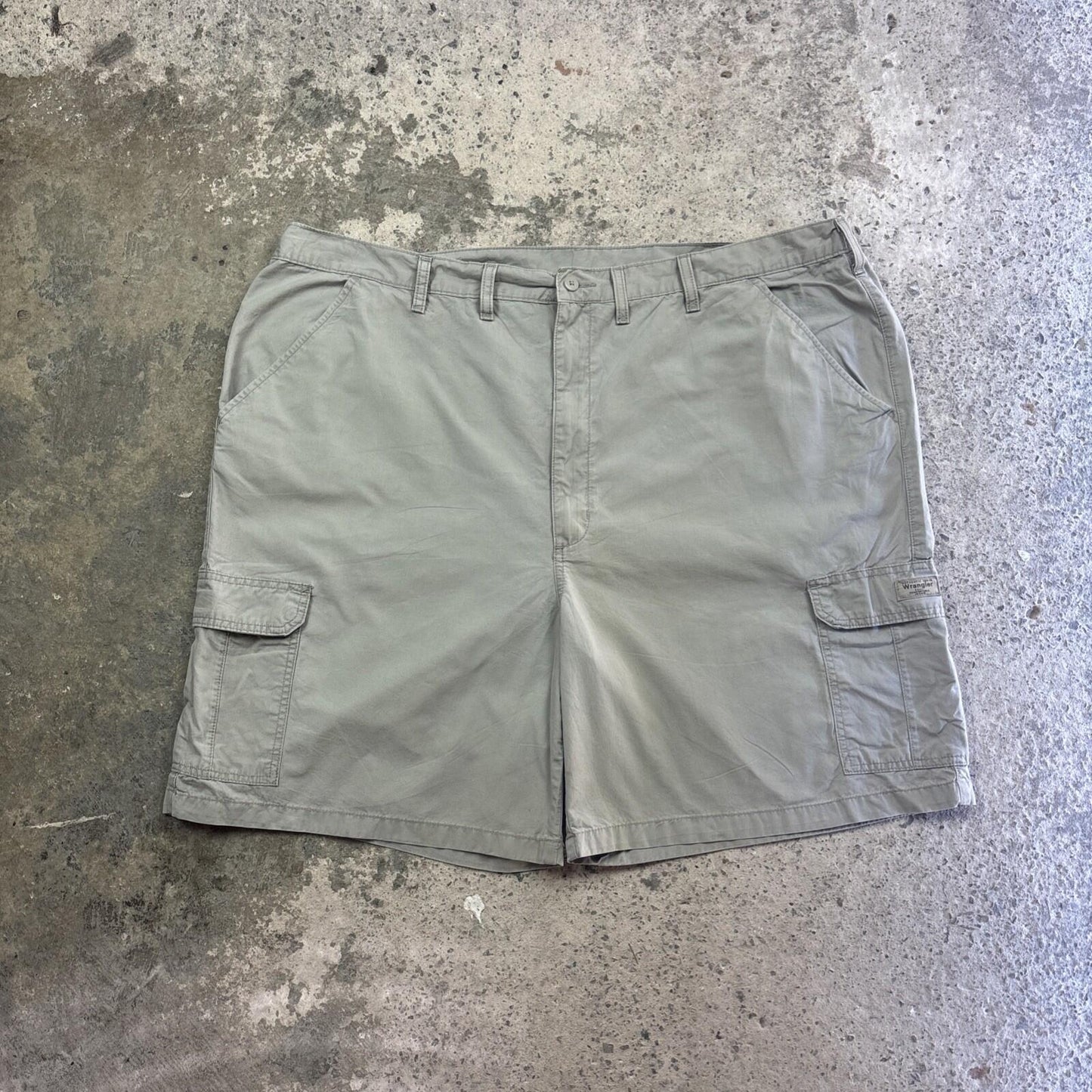 Khaki Green Wrangler Cargo Shorts | W46"