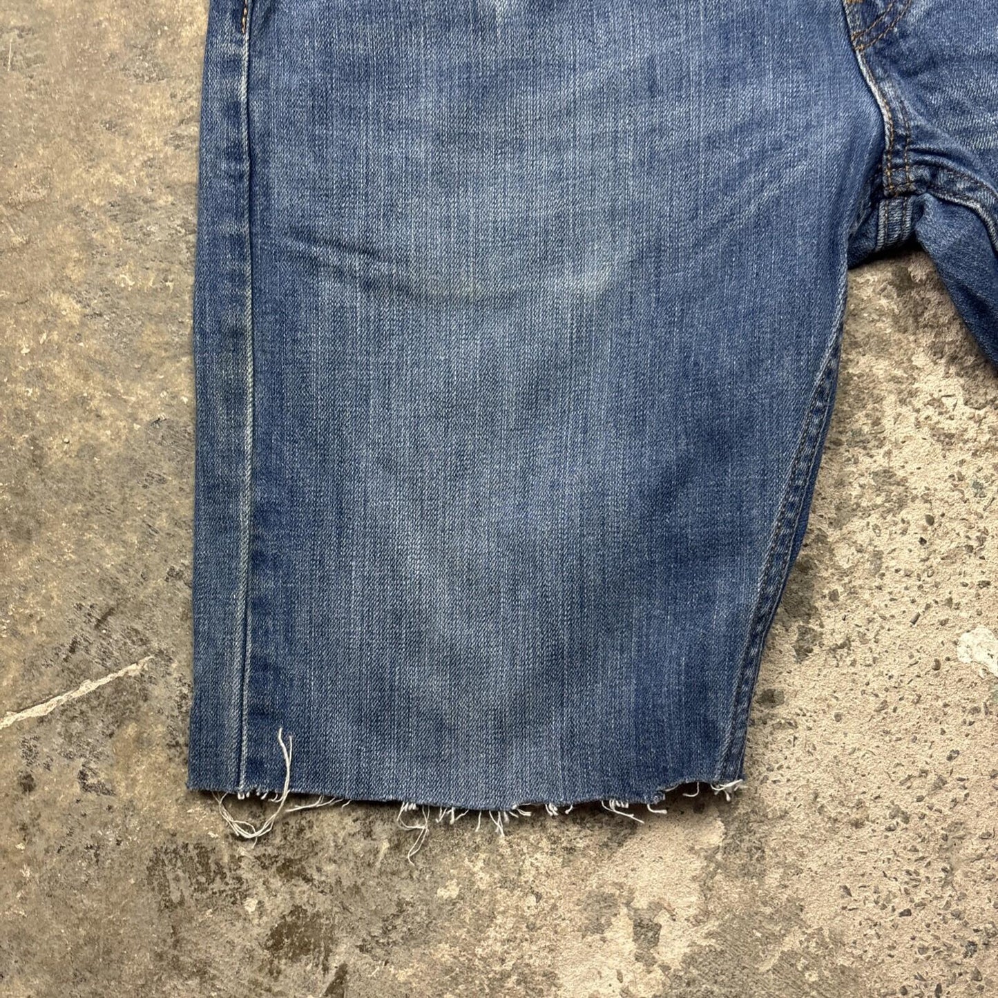 Blue Denim Levi’s Cut Off Jean Shorts | W32"