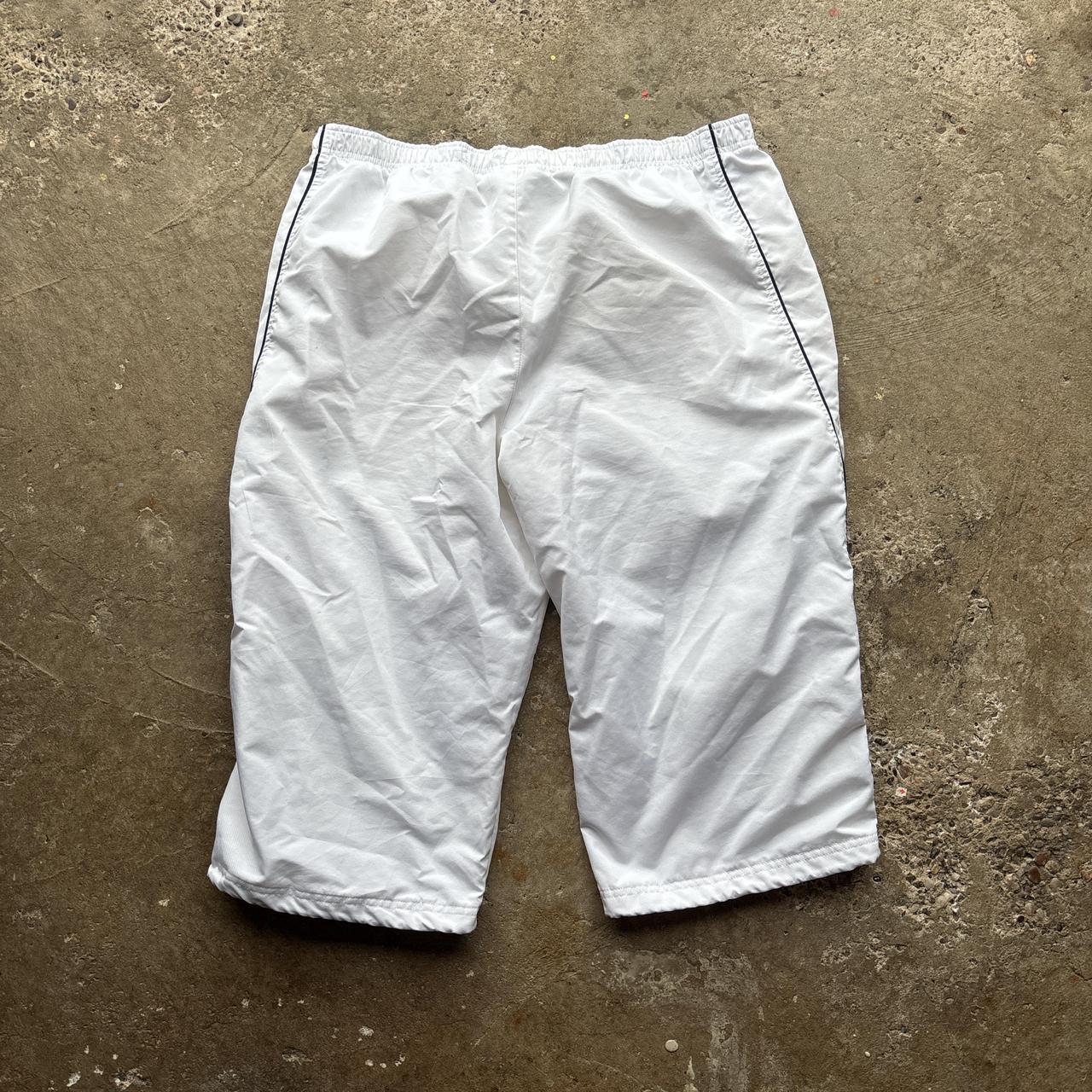 00s White Nike 3/4 length shorts - XL