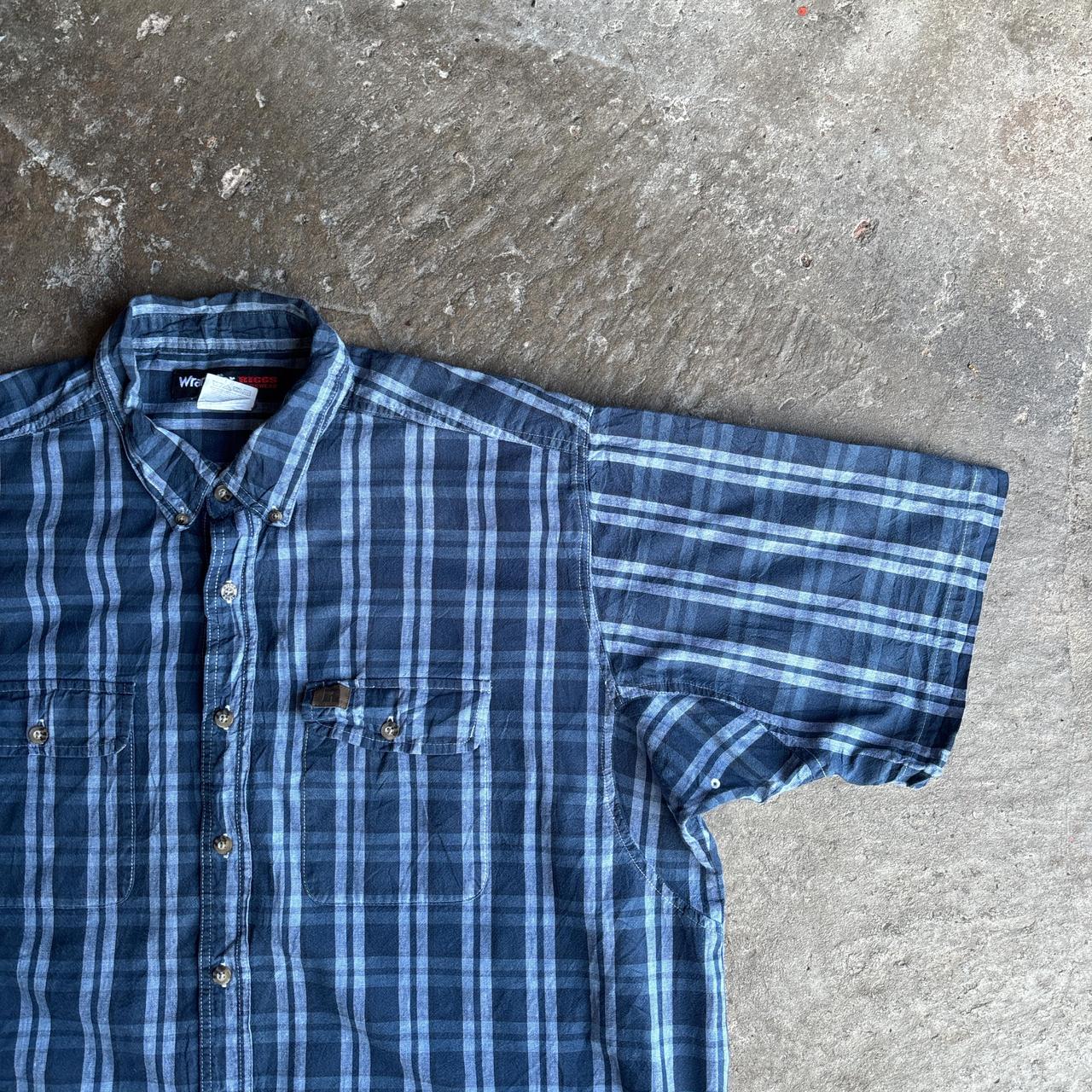Blue Checkered Wrangler Short-Sleeve Shirt