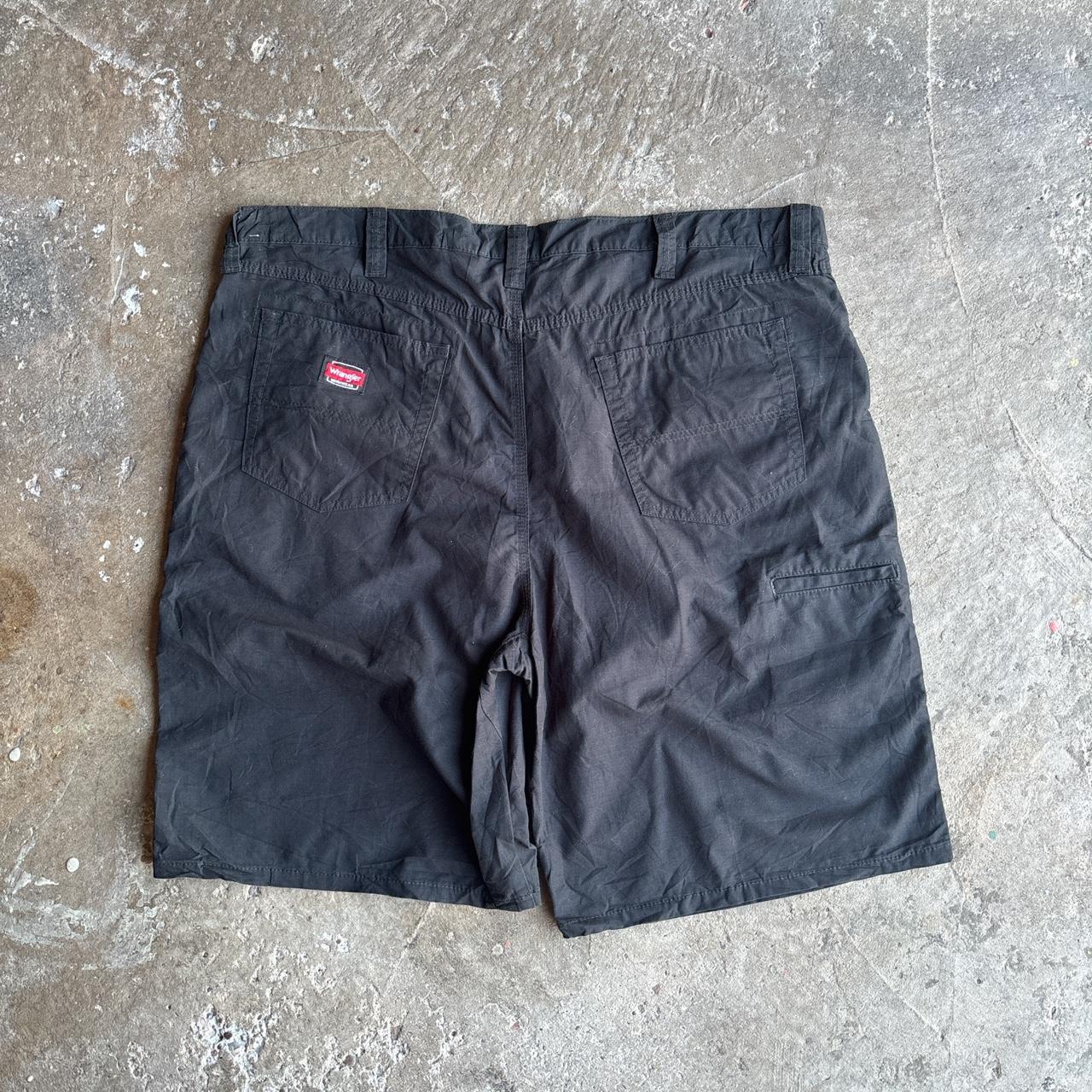 Black Wrangler Workwear Shorts
