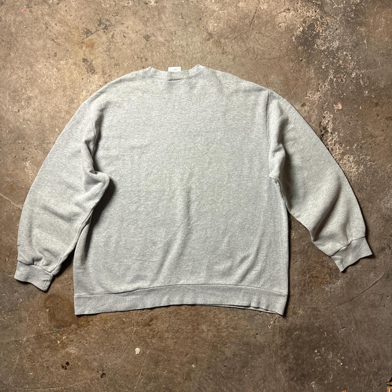 Vintage Grey Nike sweatshirt with ’PSG’ print