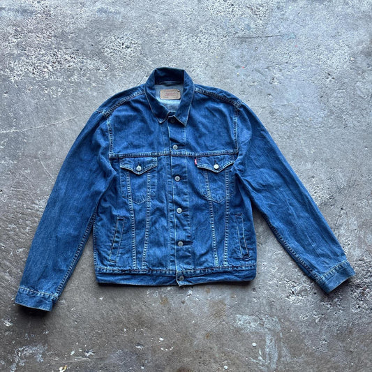 Blue Levi’s 72510 denim jacket - L