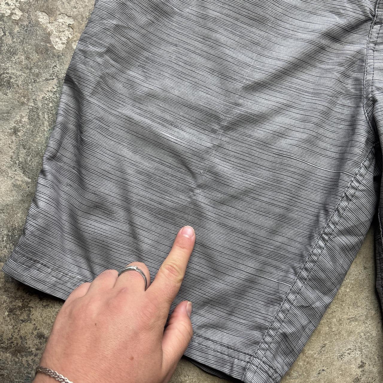 Grey Oakley Casual Shorts - W33