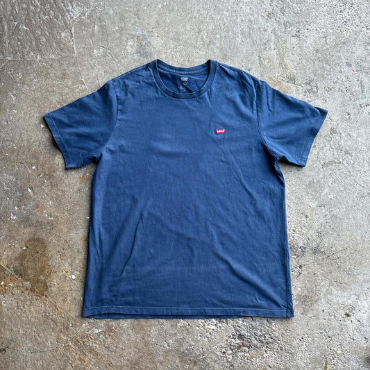 Navy Levi’s T-Shirt With Classic Red Logo