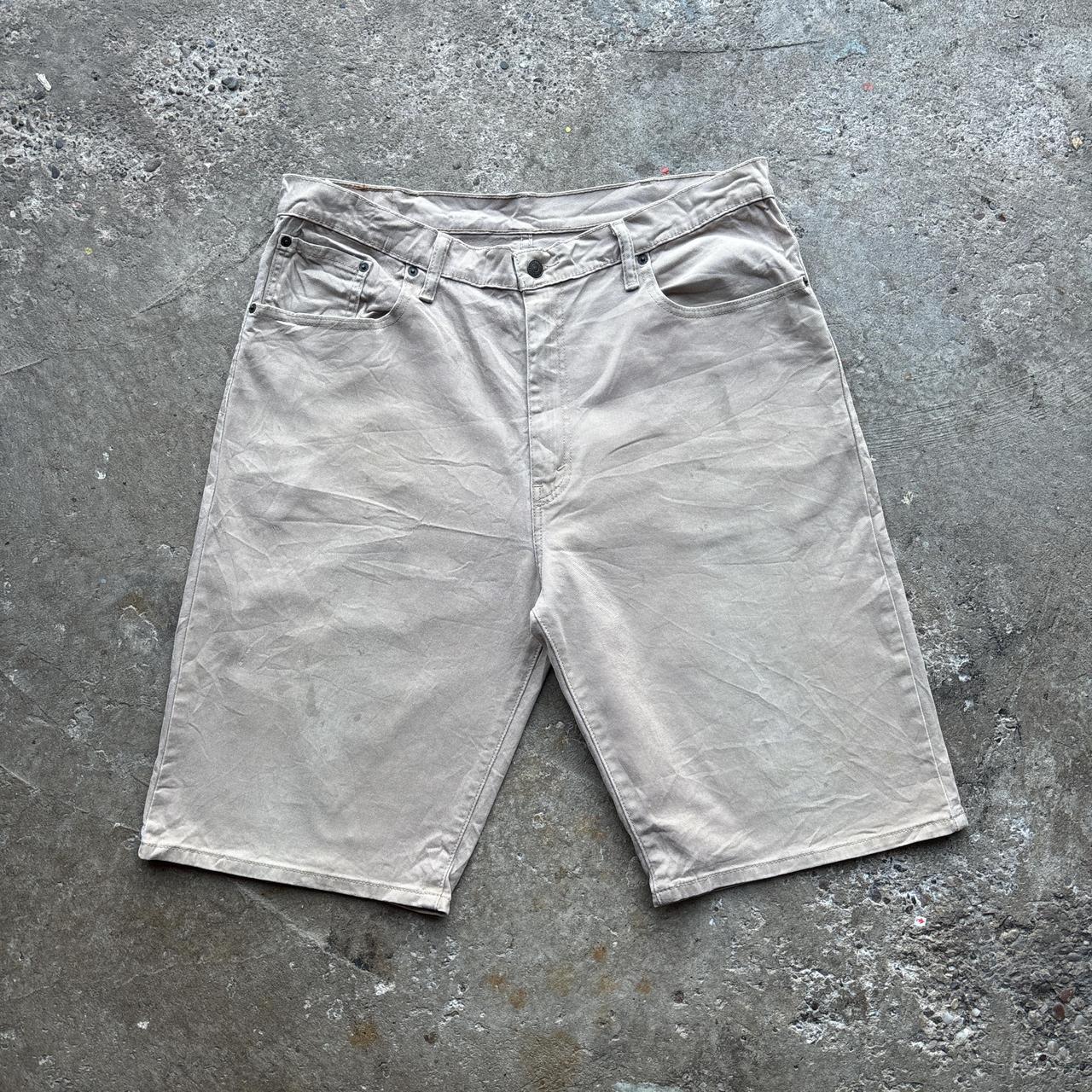 Tan Levi’s 569 Shorts with white Levi’s label