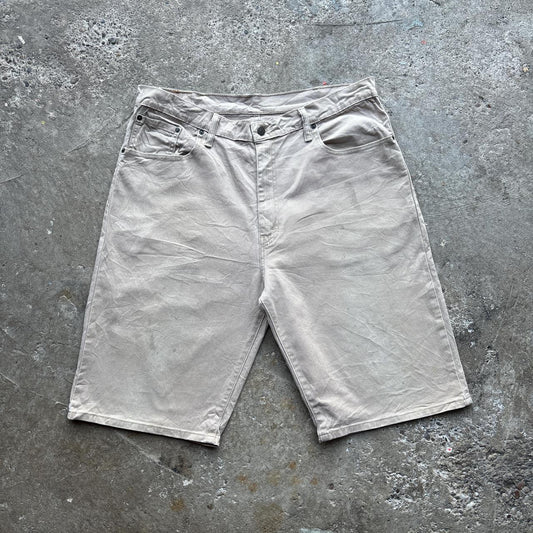 Tan Levi’s 569 Shorts with white Levi’s label