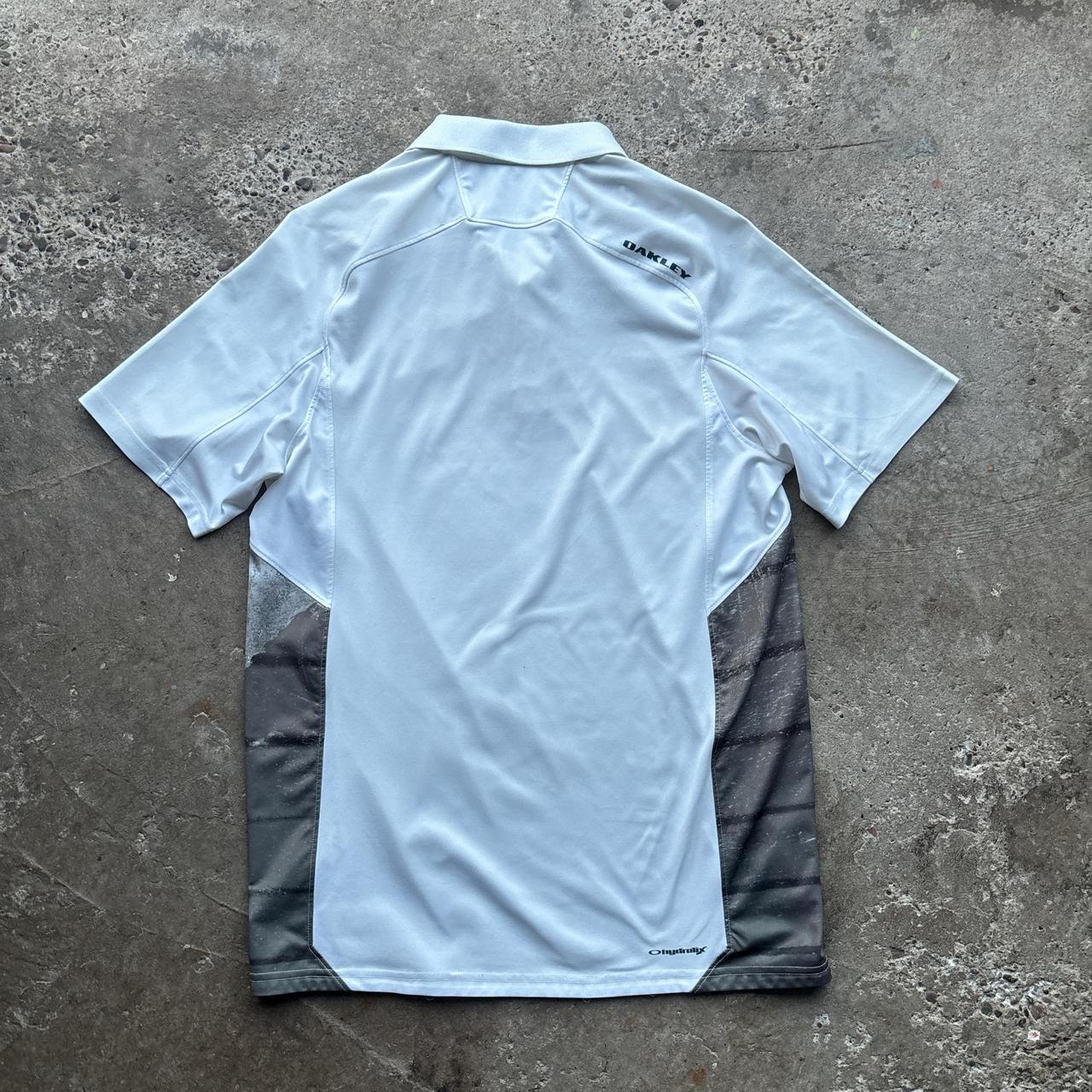 White Oakley activewear polo shirt - L