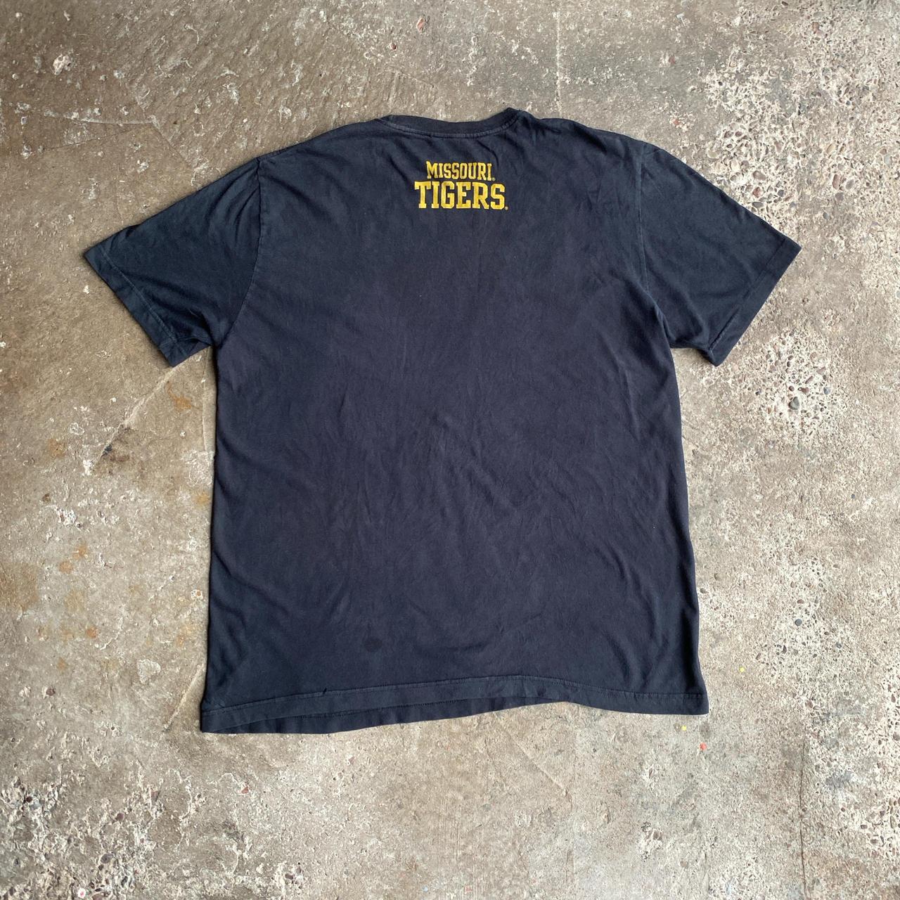 Black Nike Graphic Missouri Tigers T-Shirt - L