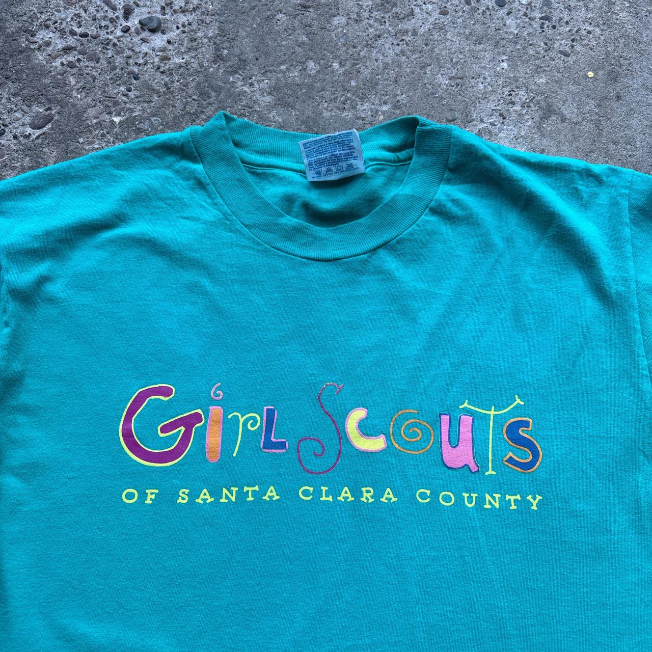 Turquoise single stitch t-shirt with ‘Girls Scouts’ print